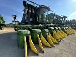 2015 John Deere CP690 Image