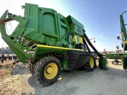 2021 John Deere CP690 Image