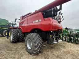 2022 Case 8250 Image