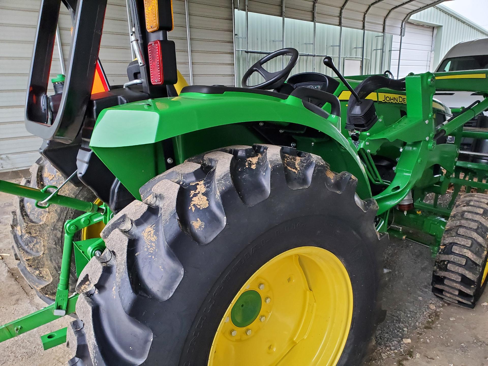 2022 John Deere 4052M Image