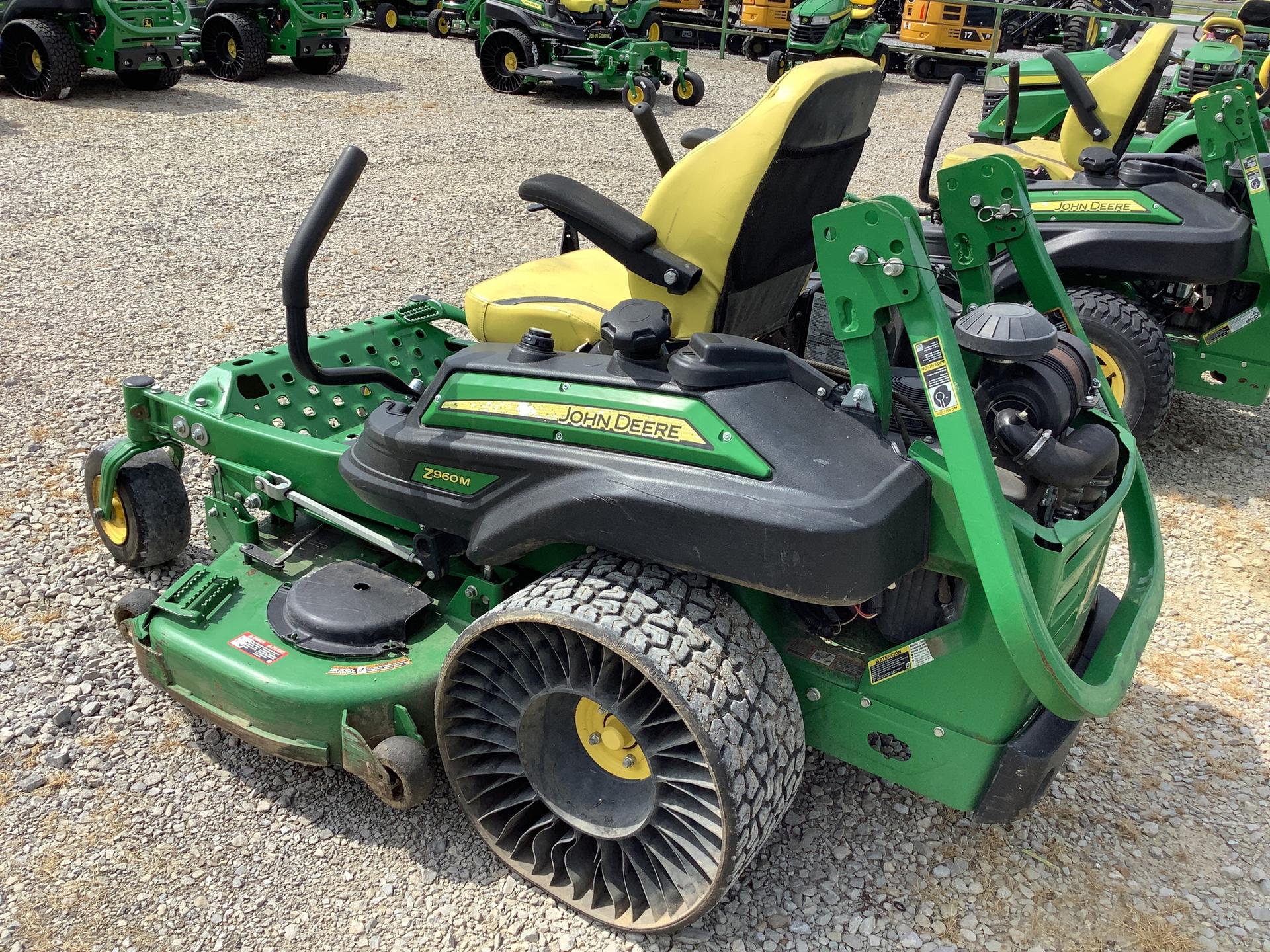 2021 John Deere Z960M w/mulch on demand Image