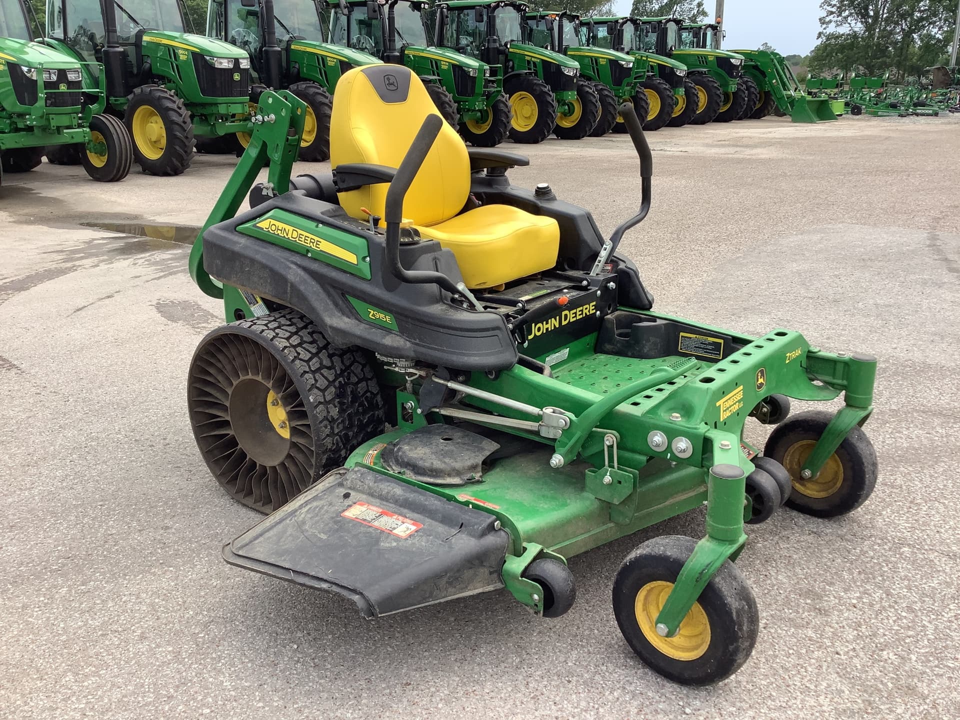 2020 John Deere Z915E Tennessee Tractor