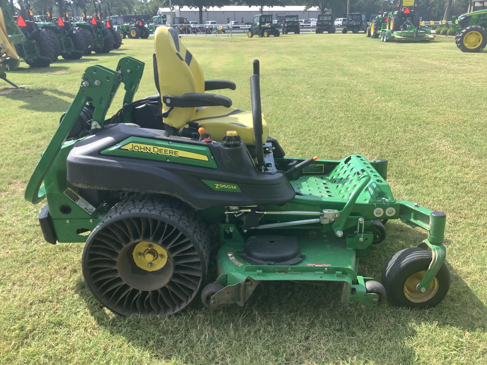 2022 John Deere Z960M Image