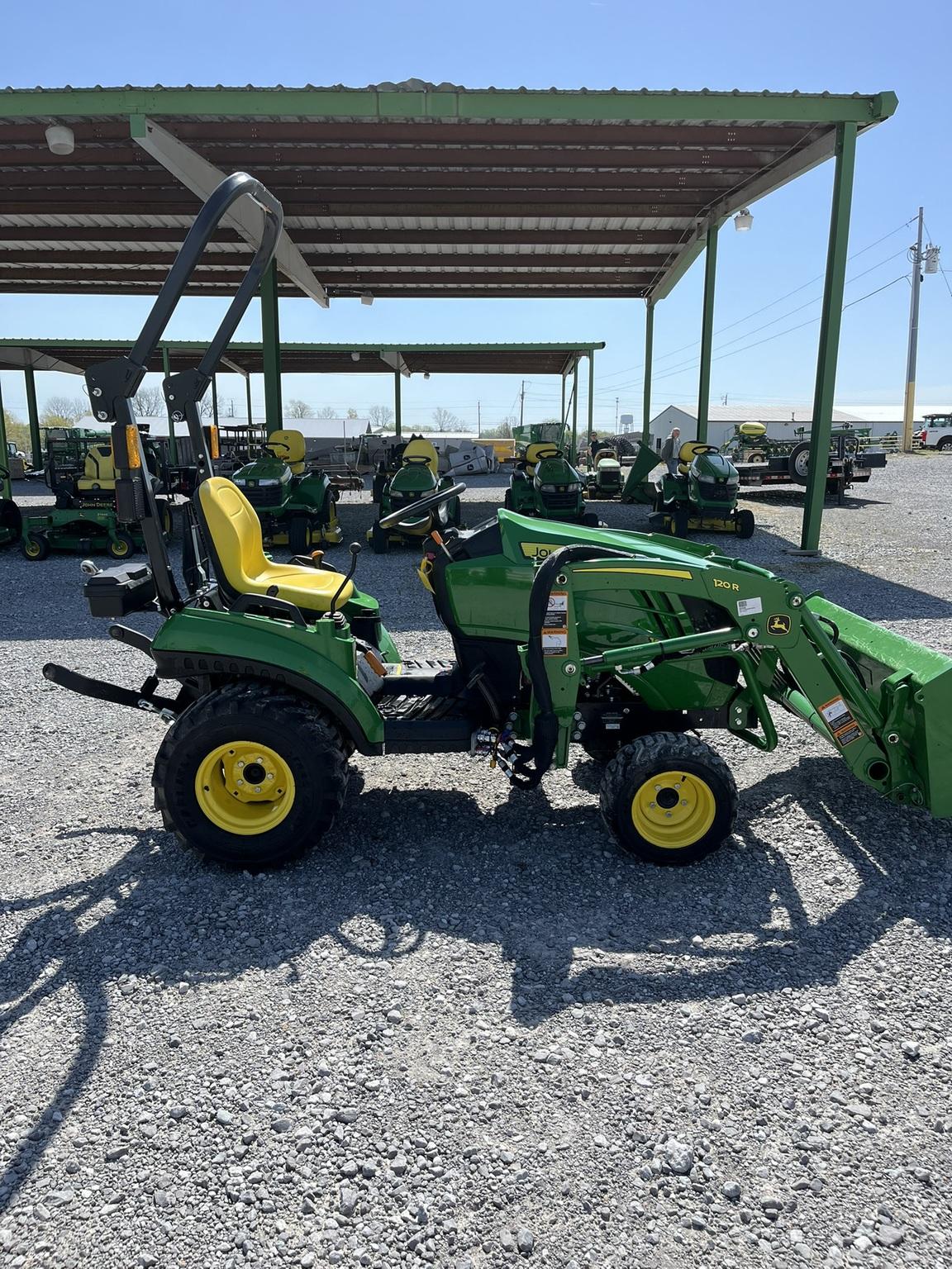 2023 John Deere 1023e Image