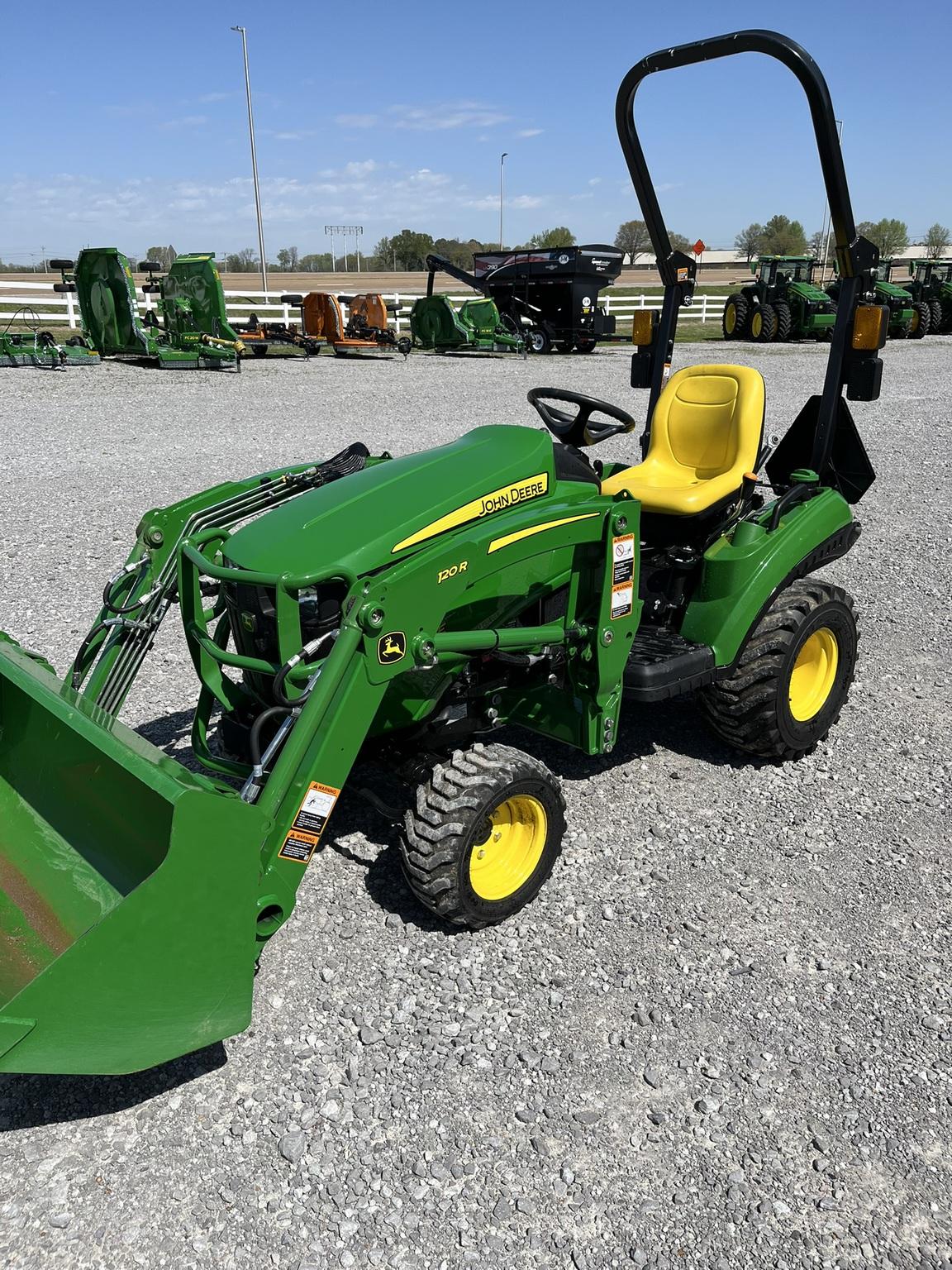 2023 John Deere 1023e Image