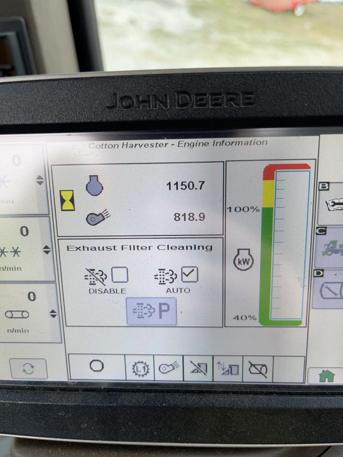 2021 John Deere CP690 Image