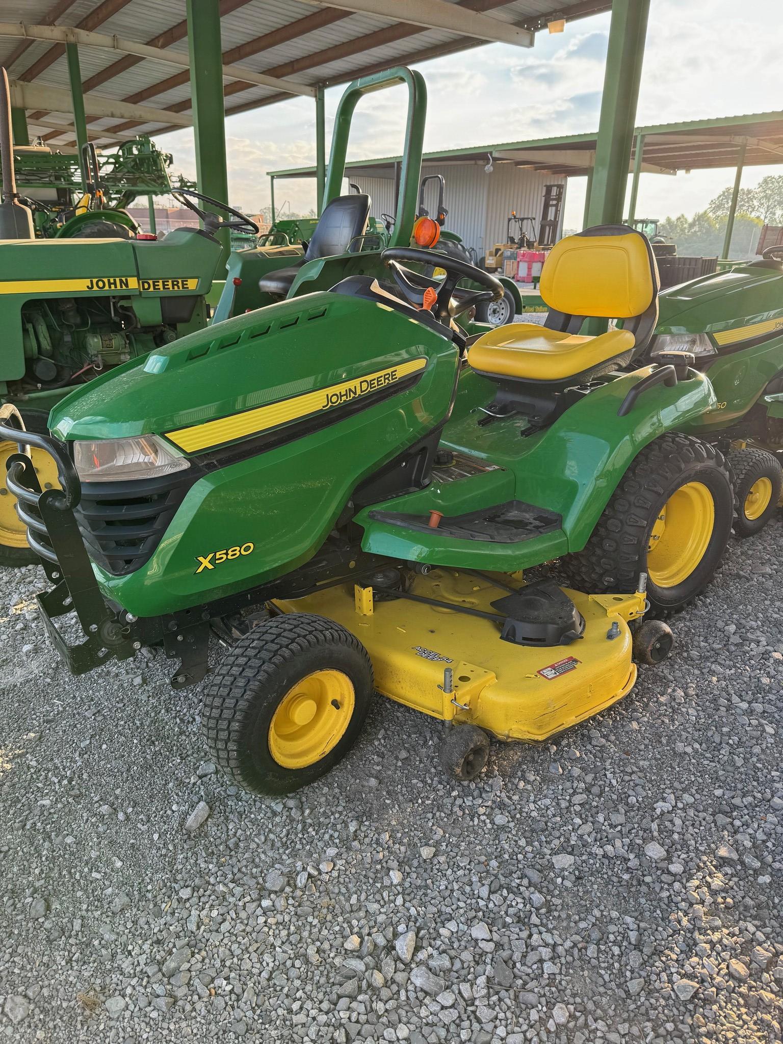 2020 John Deere x580 Image