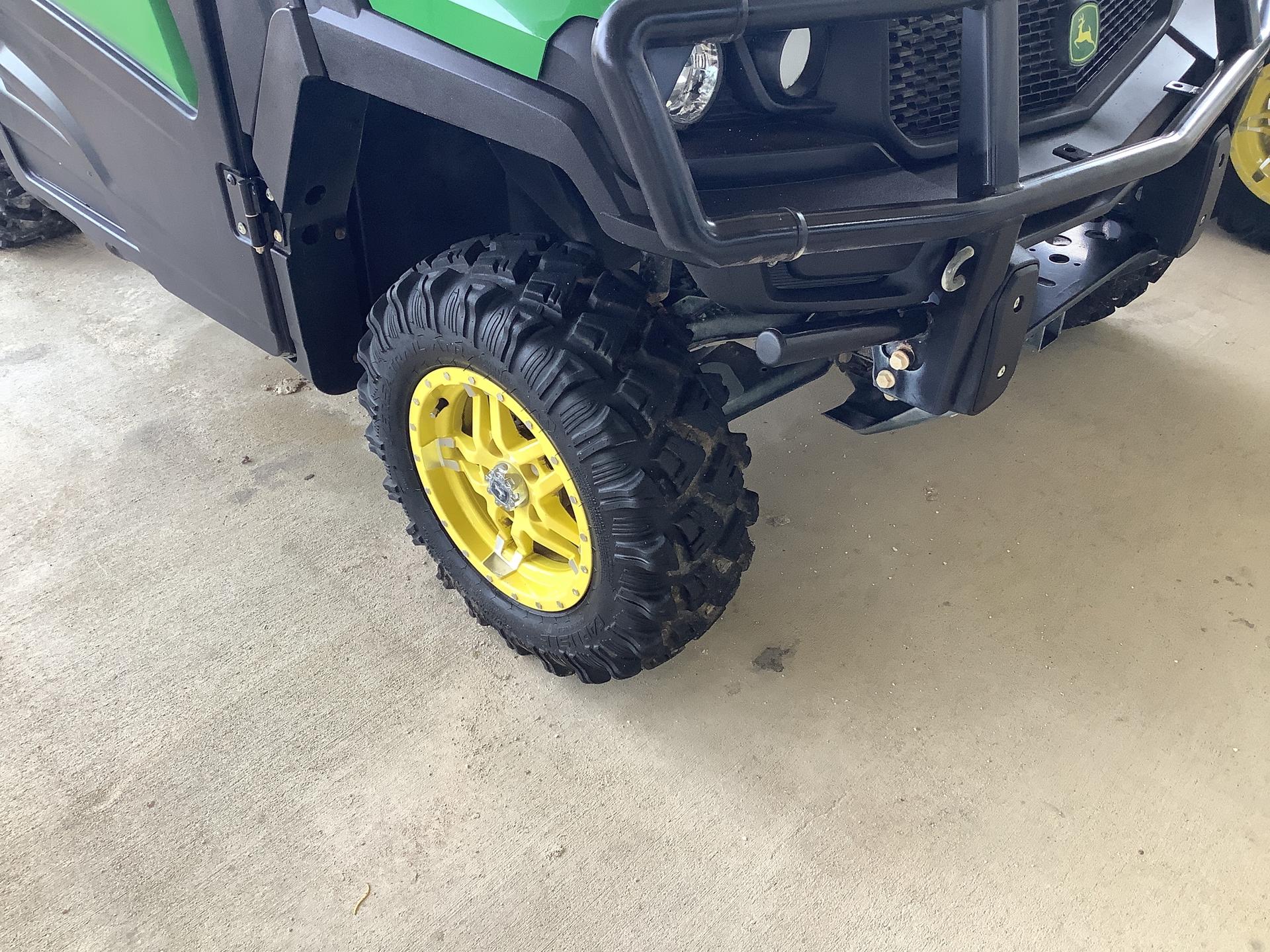 2021 John Deere 835M Image