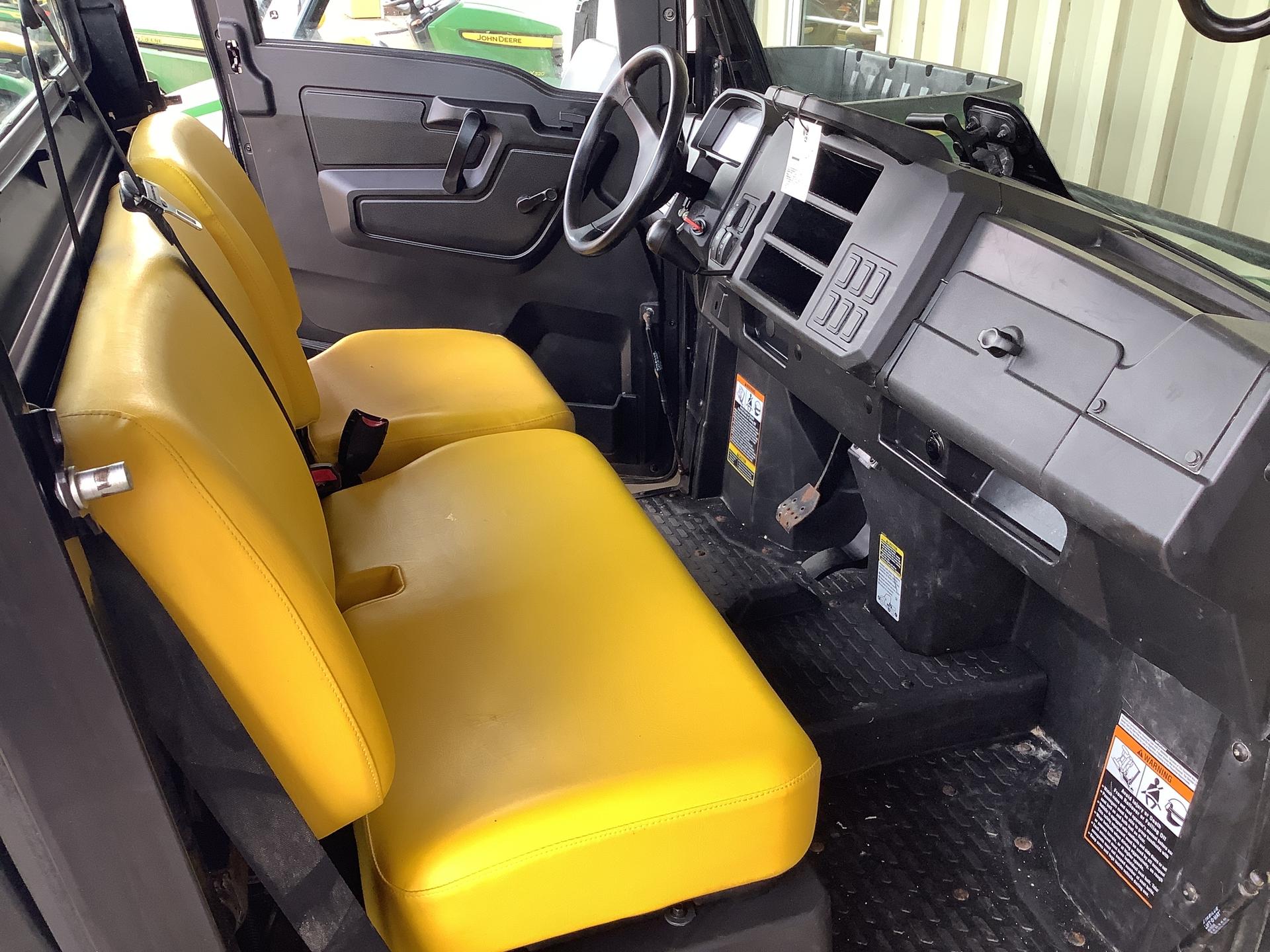 2021 John Deere 835M Image