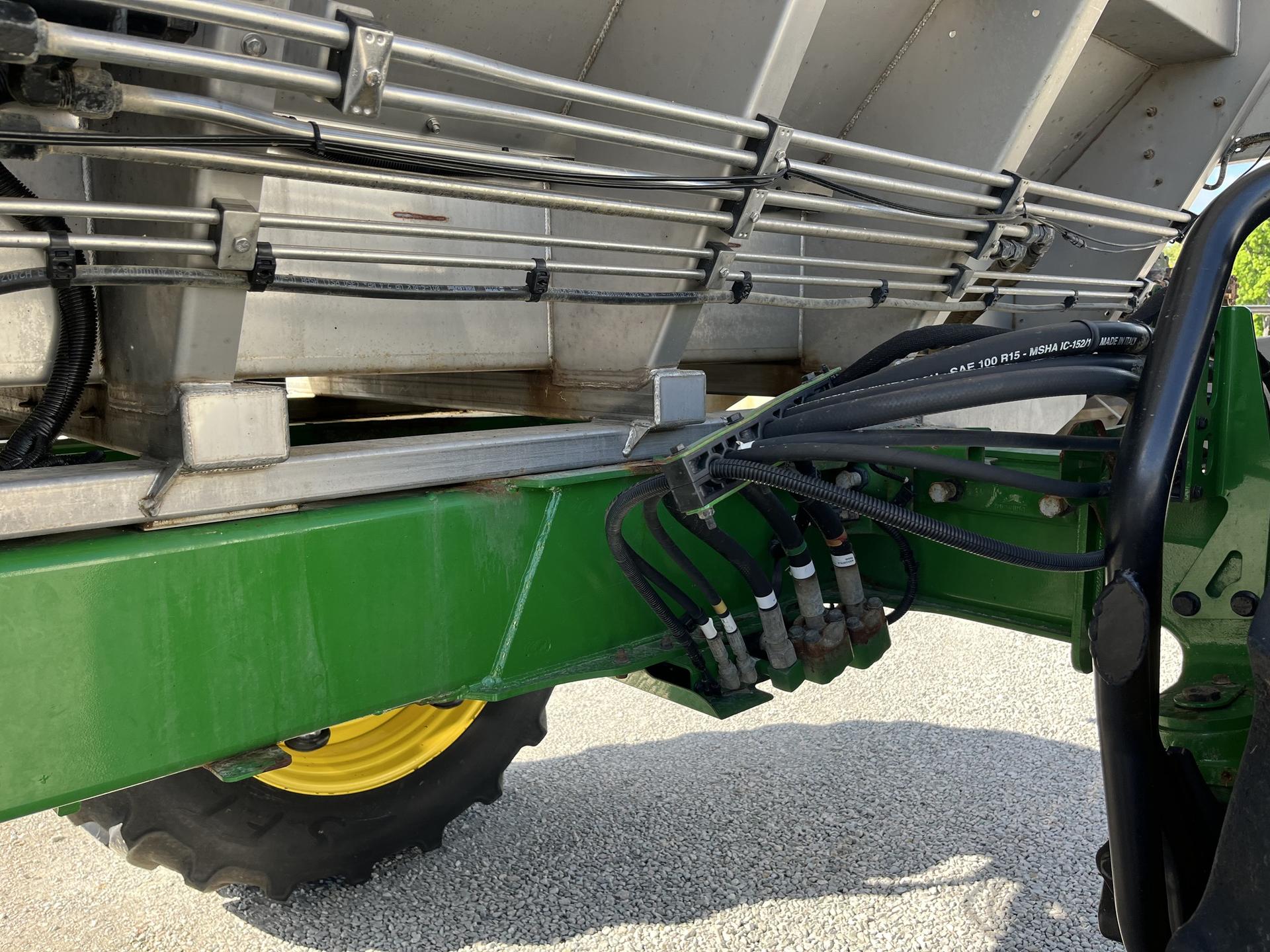 2021 John Deere R4045 Image