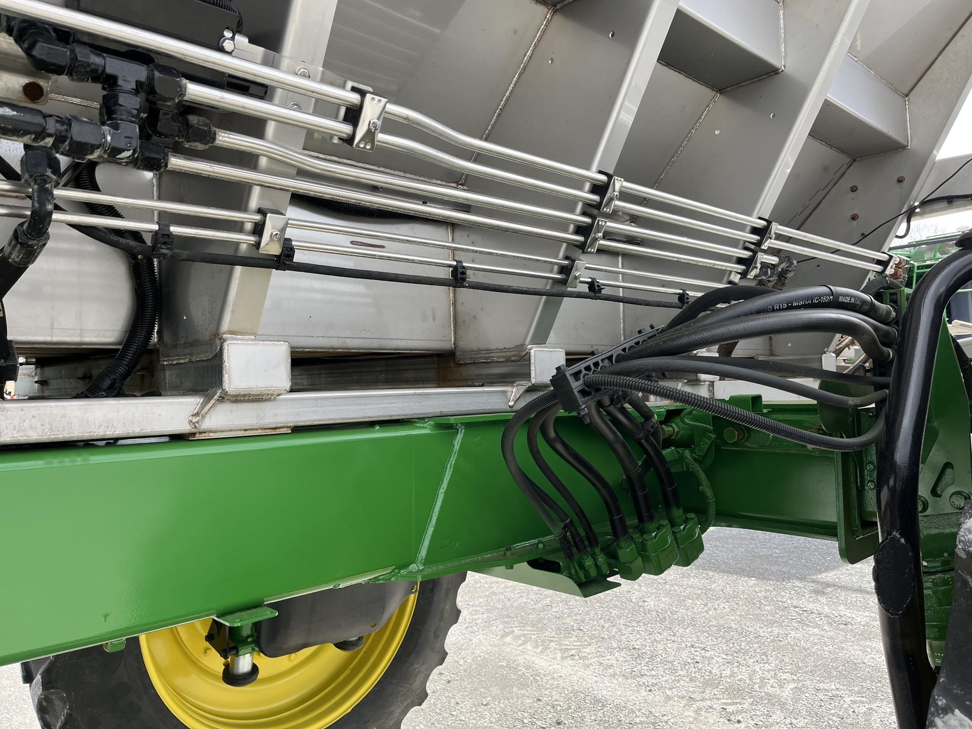 2021 John Deere R4045 Image