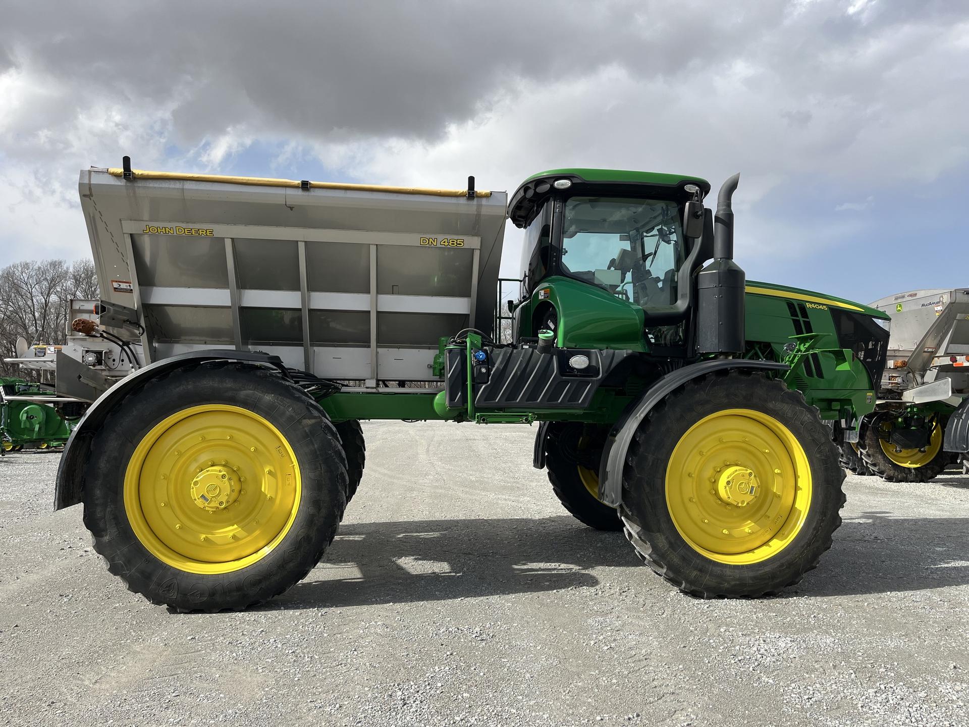 2021 John Deere R4045 Image