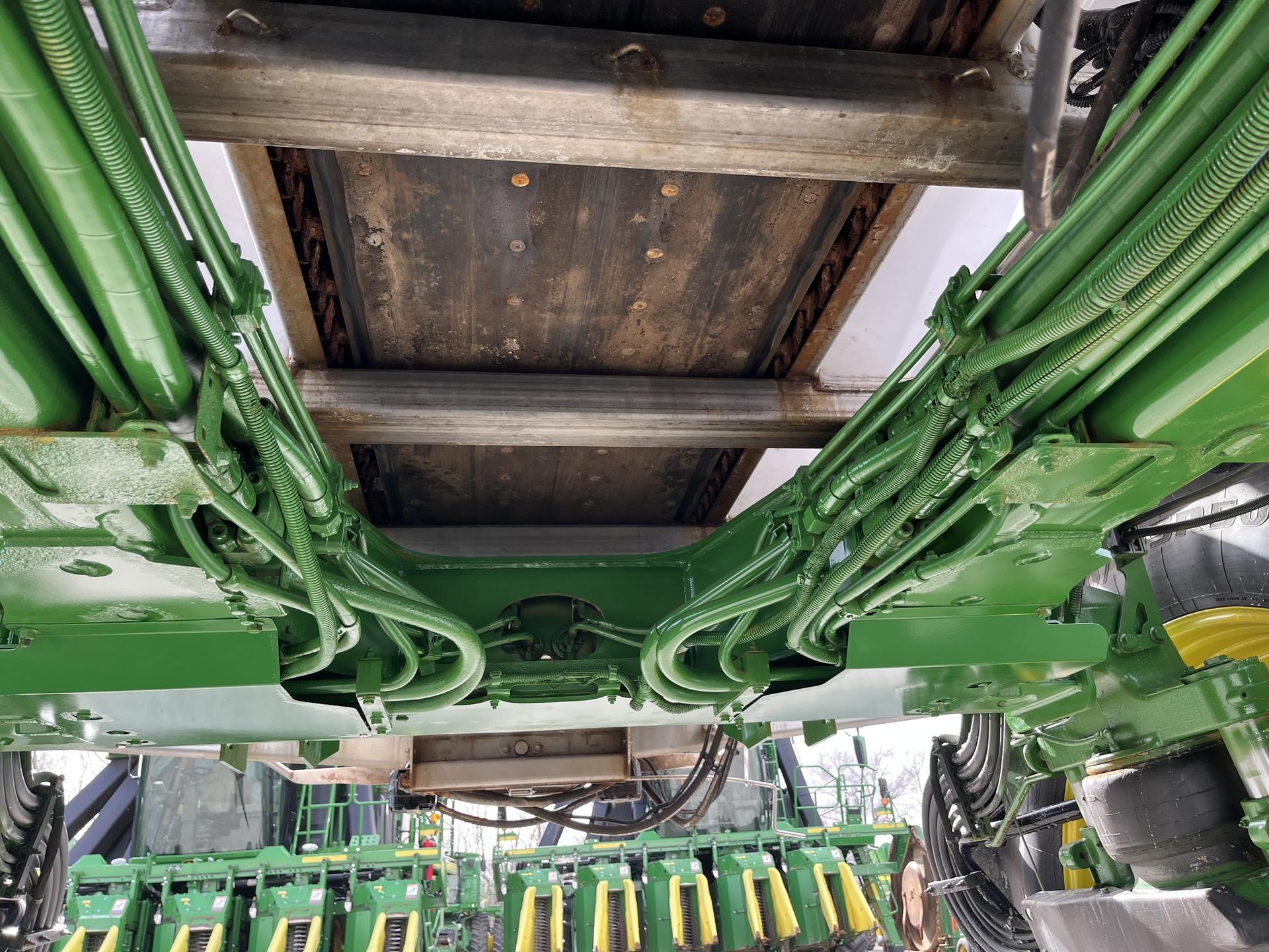 2021 John Deere R4045 Image