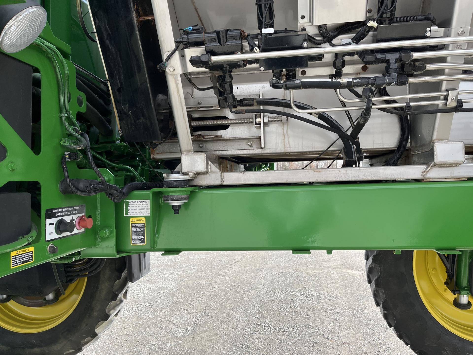 2021 John Deere R4045 Image