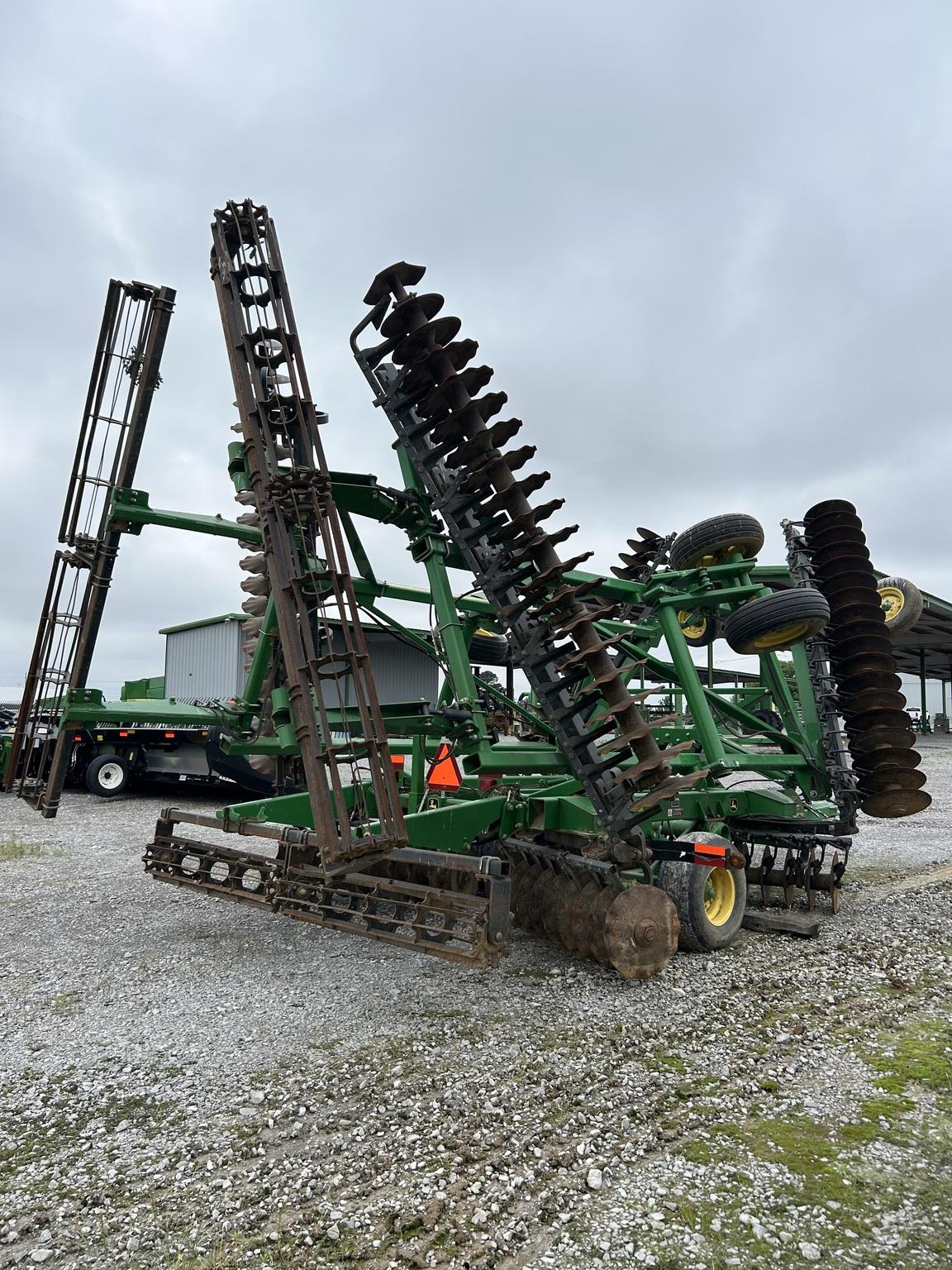 2014 John Deere 2623VT Image