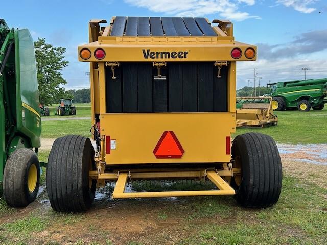 2019 Vermeer 605N Image