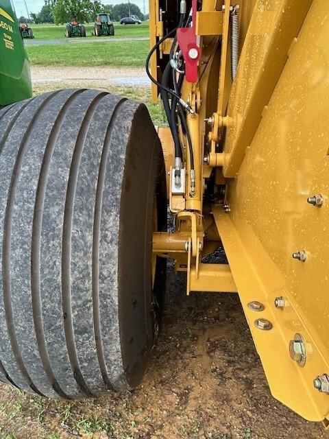 2019 Vermeer 605N Image