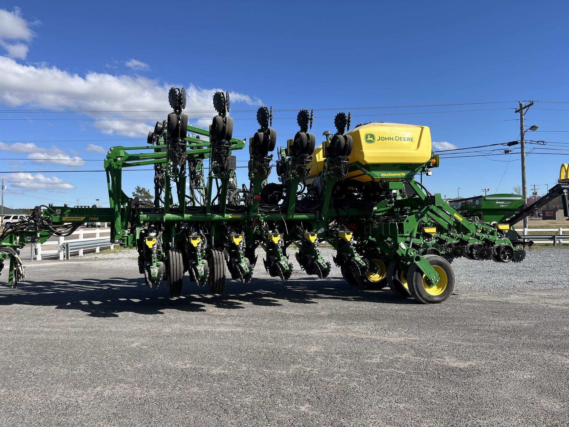 2022 John Deere 1795 Image