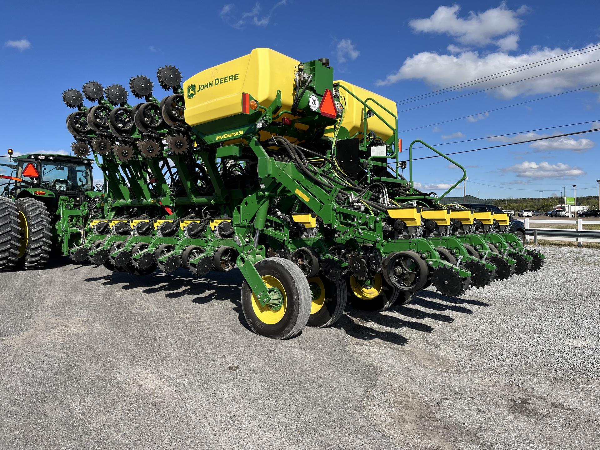 2022 John Deere 1795 Image