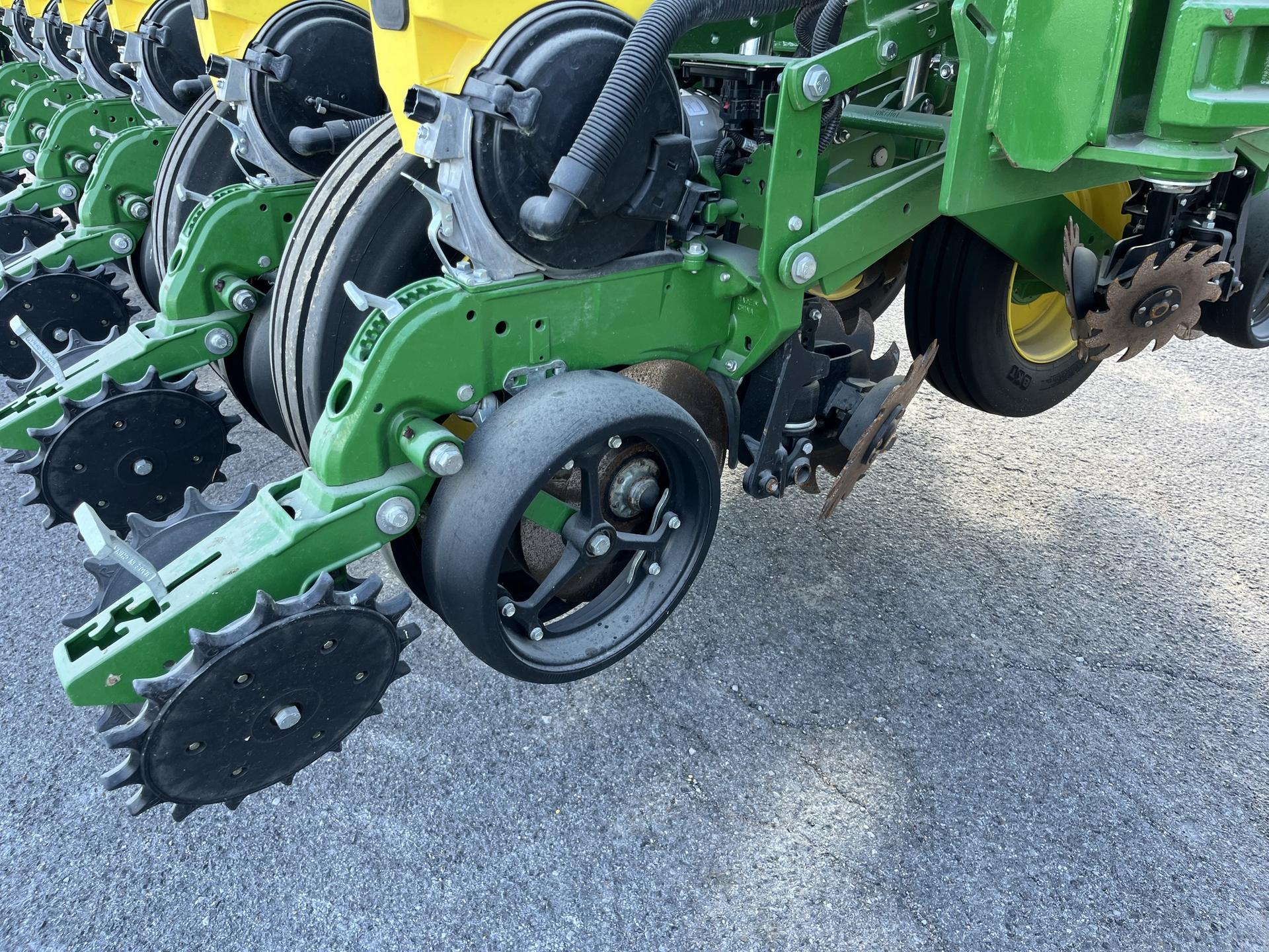 2022 John Deere 1795 Image
