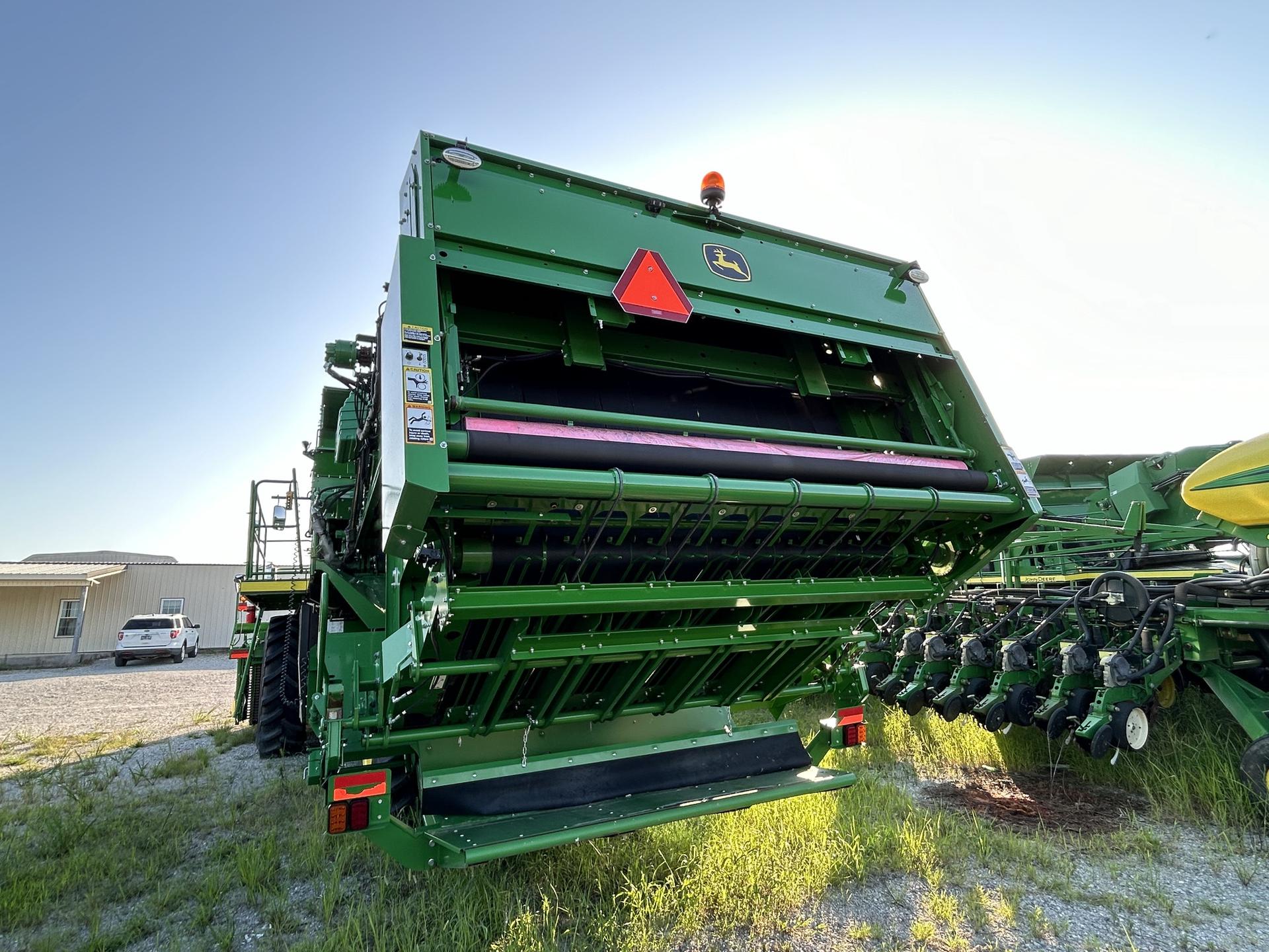 2021 John Deere CP690 Image