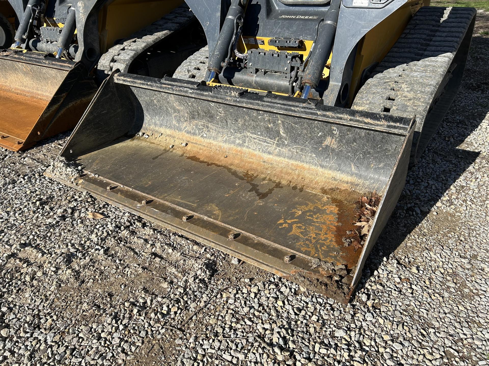 2023 John Deere 333G Image