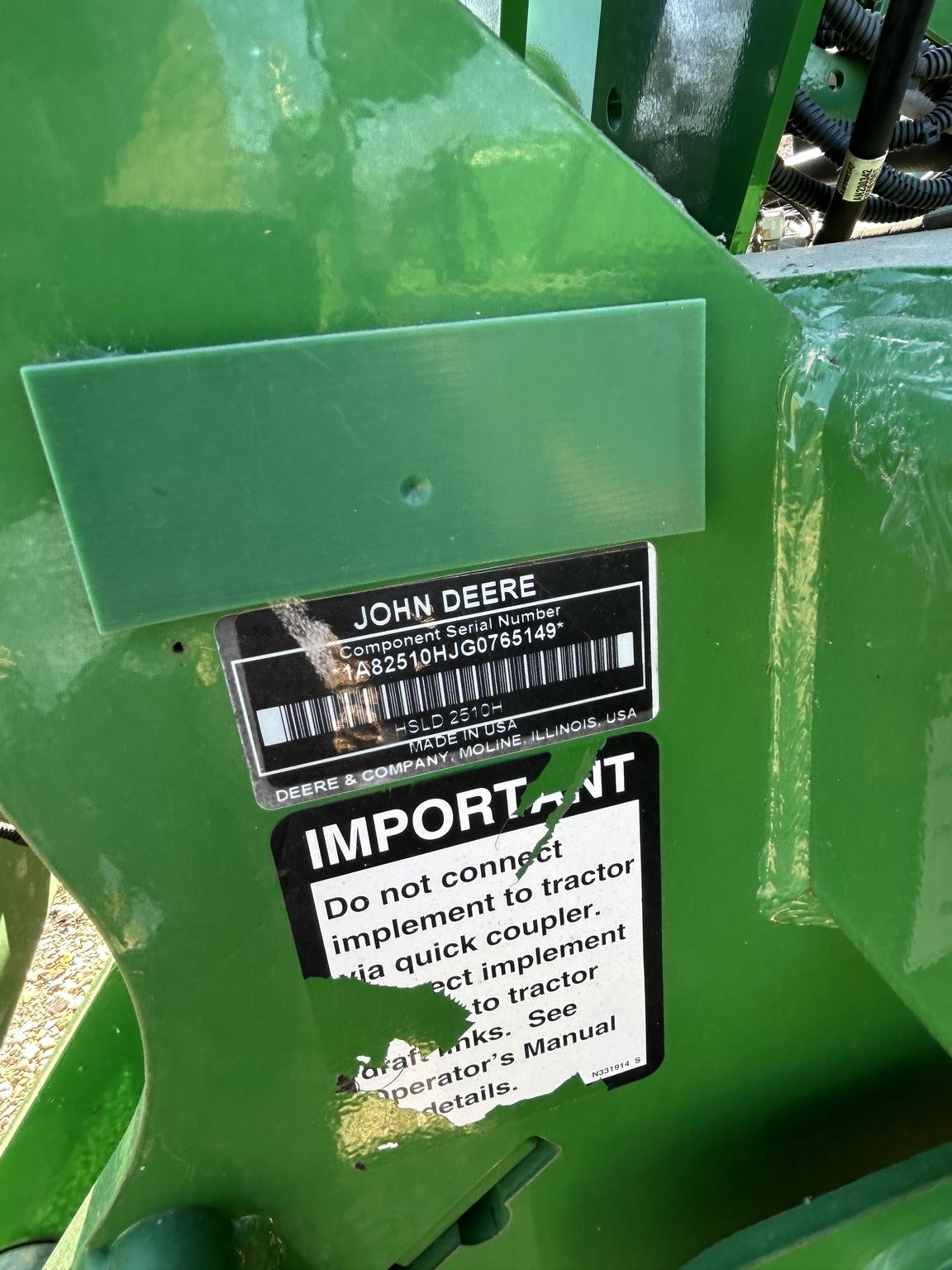 2016 John Deere 2510H Image
