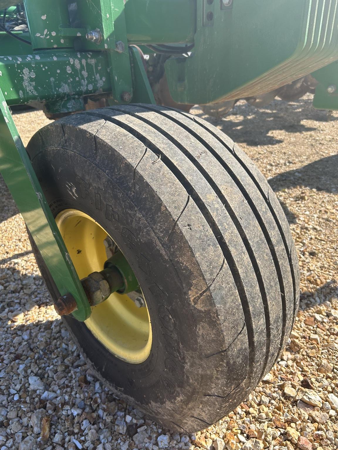 2016 John Deere 2510H Image