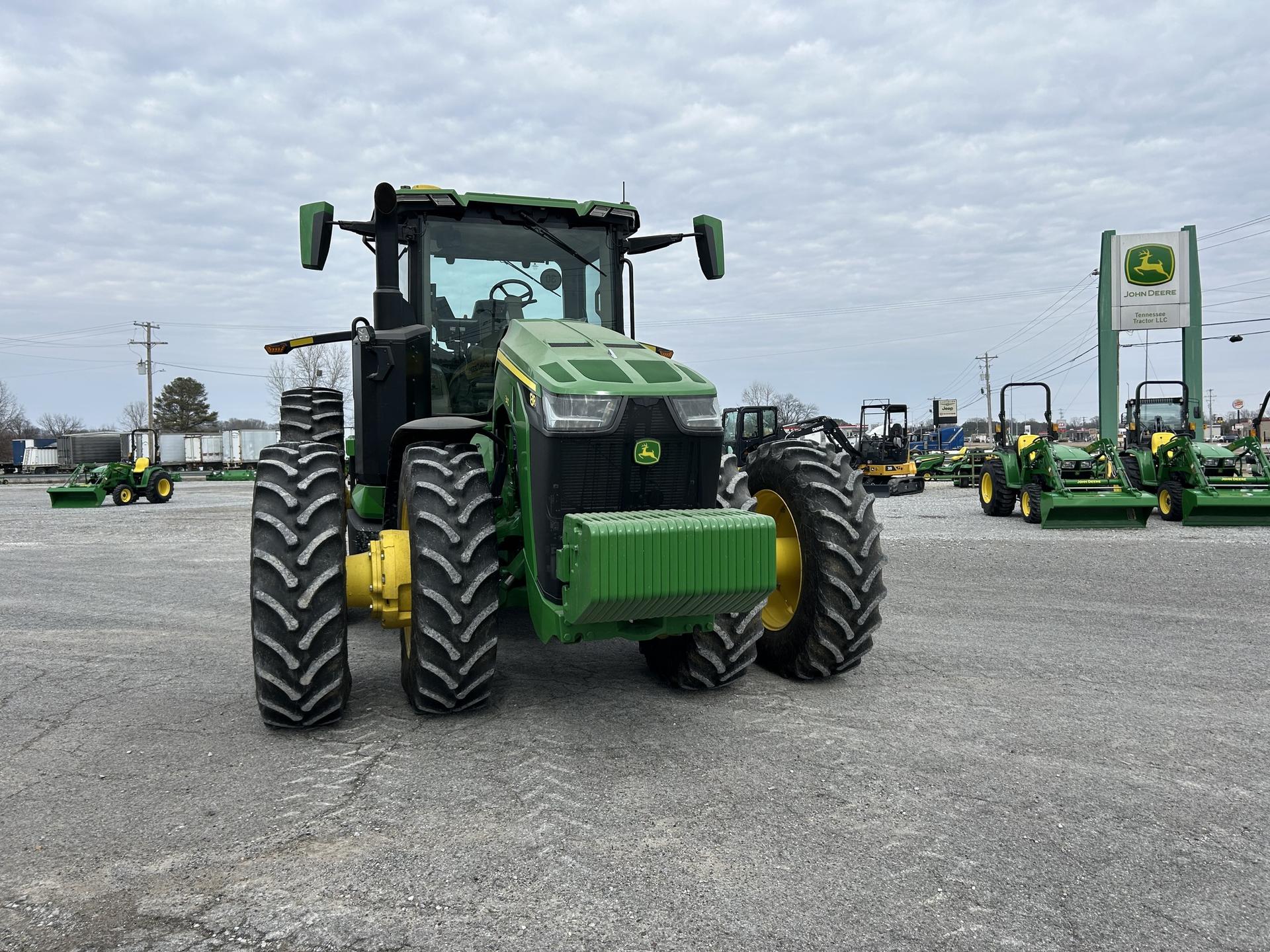 2024 John Deere 8R 340 Image