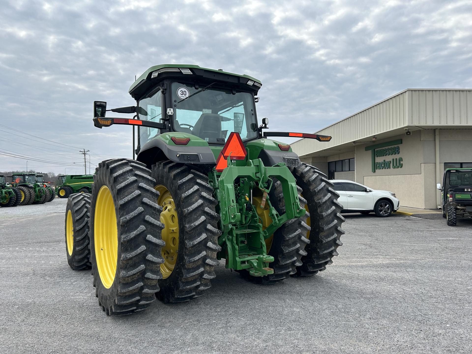 2024 John Deere 8R 340 Image
