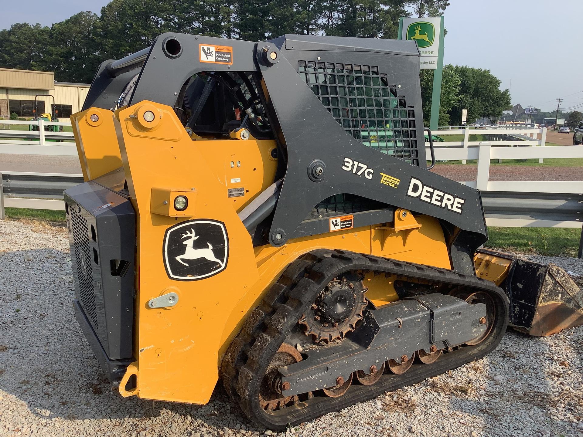 2022 John Deere 317G Image