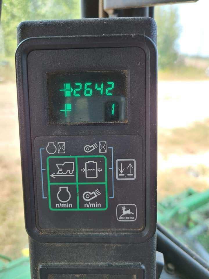 2001 John Deere 9976 Image