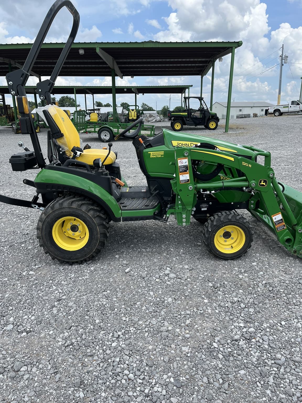 2023 John Deere 1025R Image