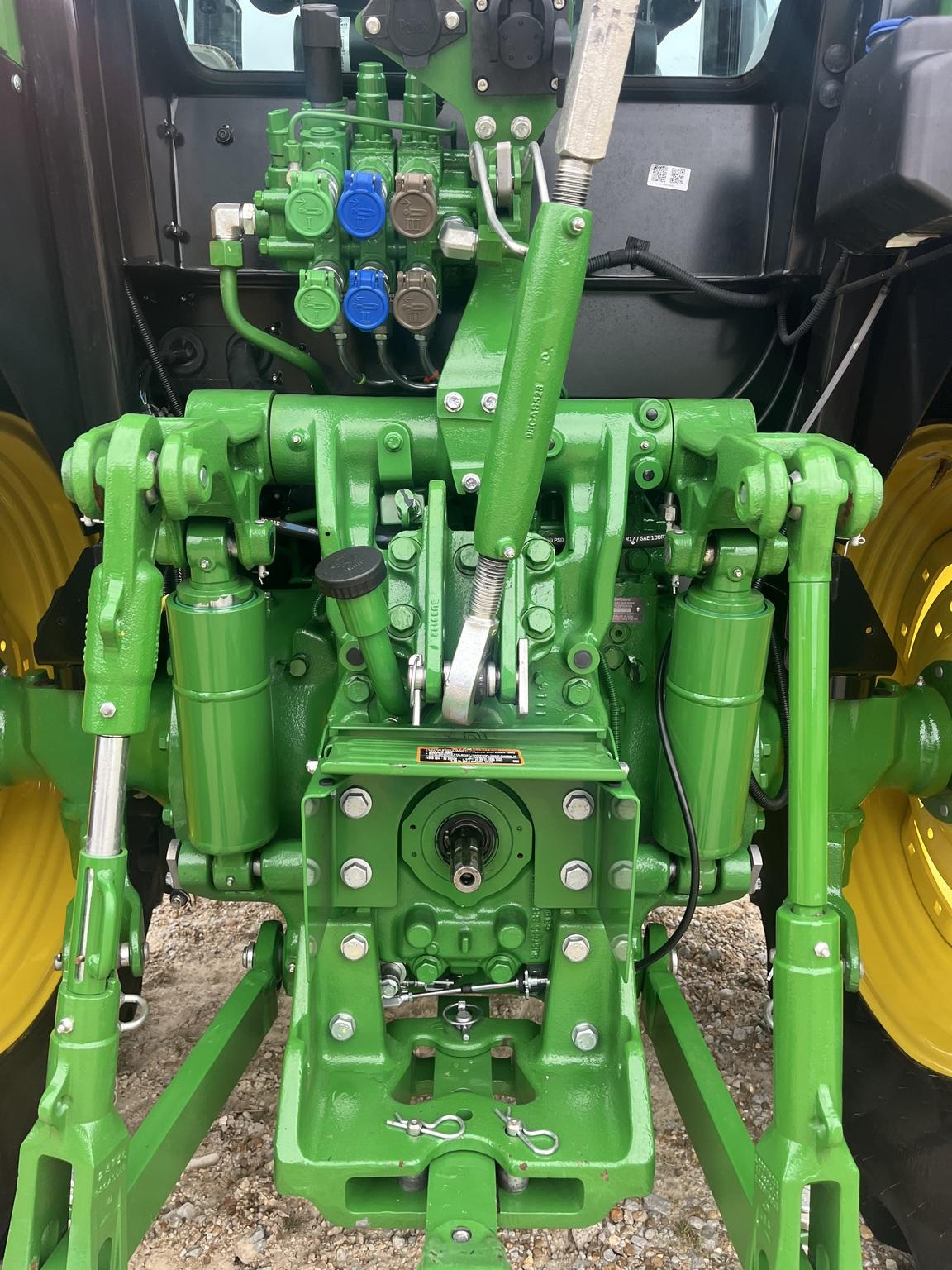 2023 John Deere 5120M Image
