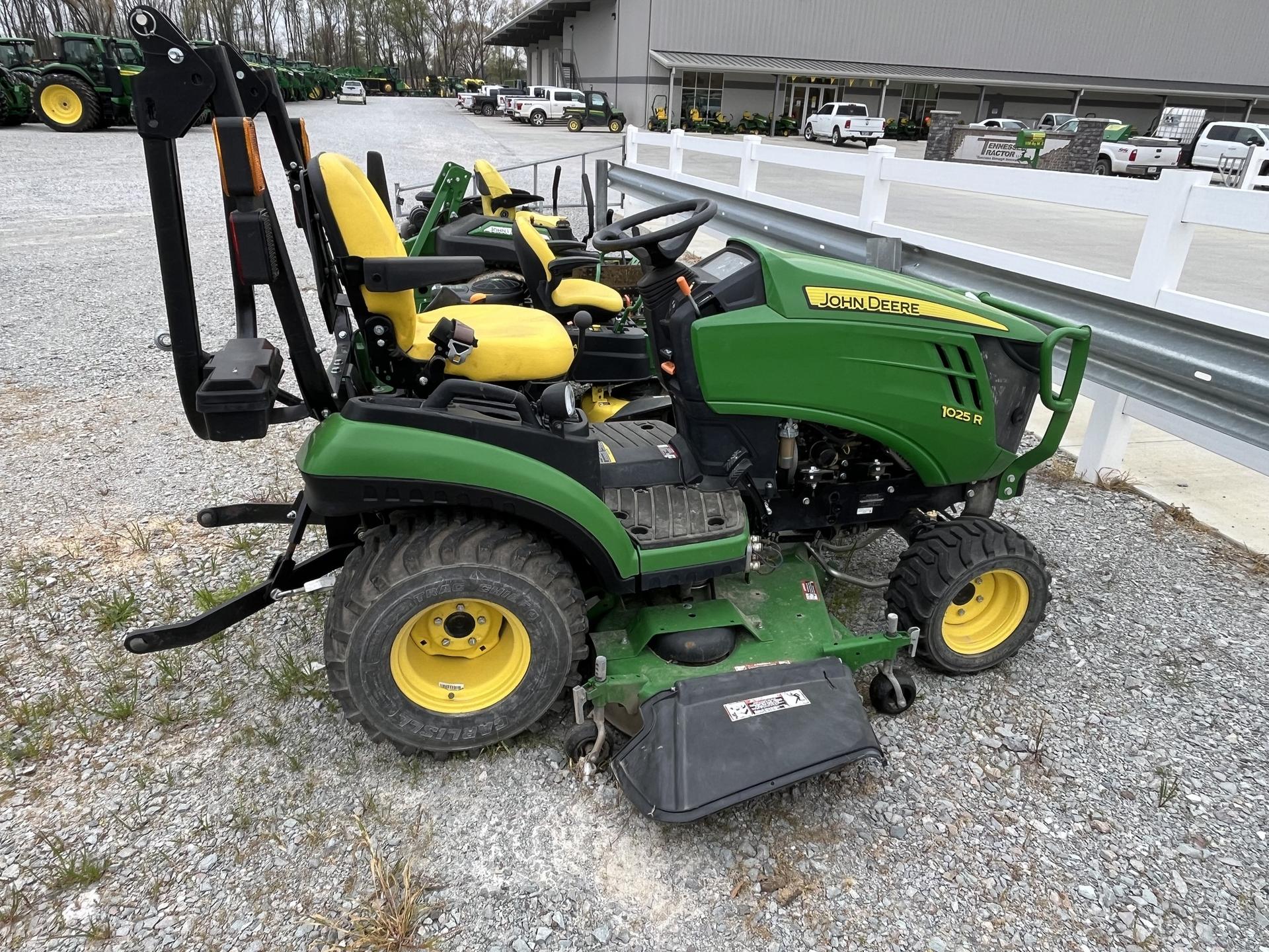 2019 John Deere 1025R Image