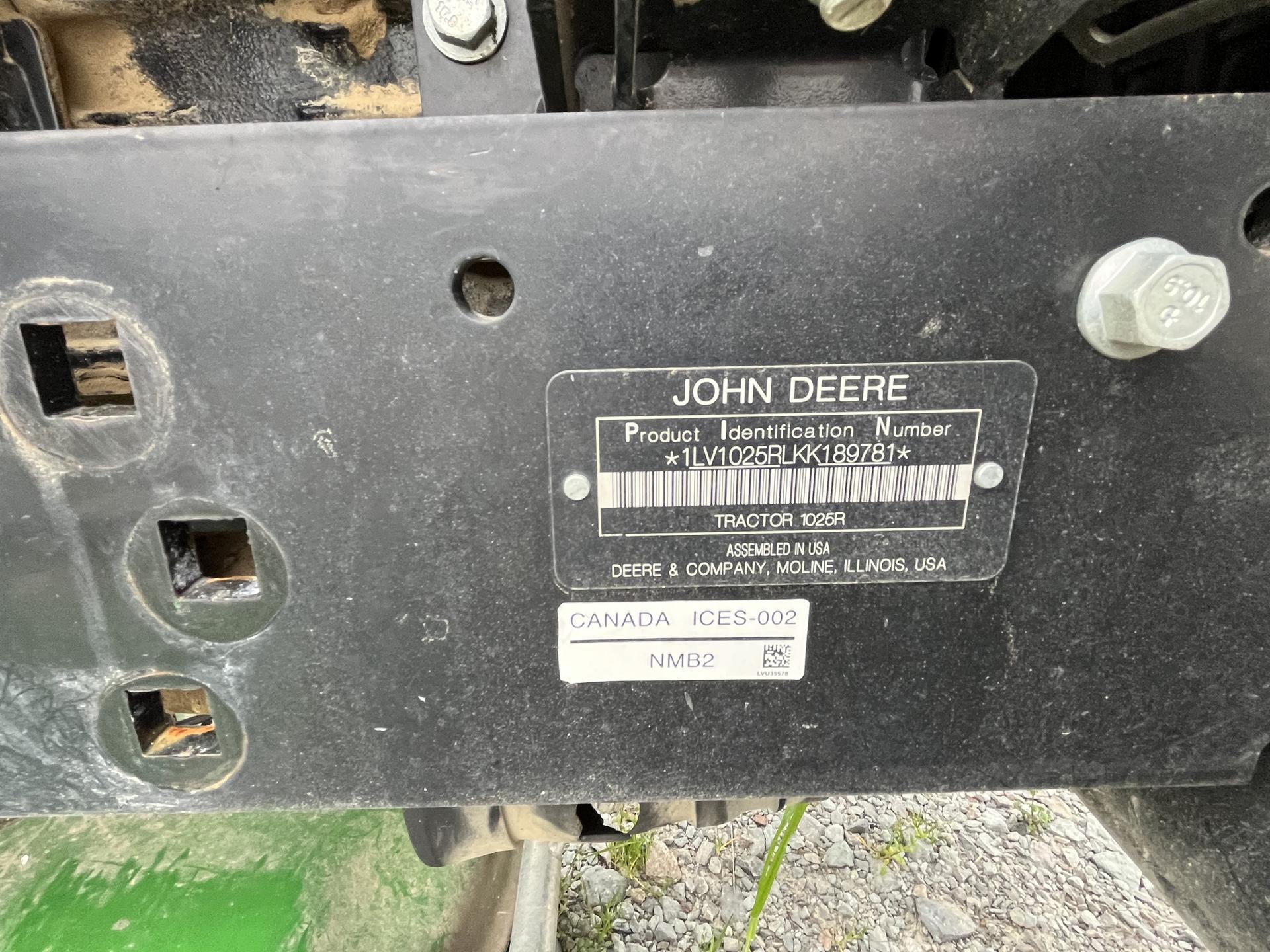 2019 John Deere 1025R Image