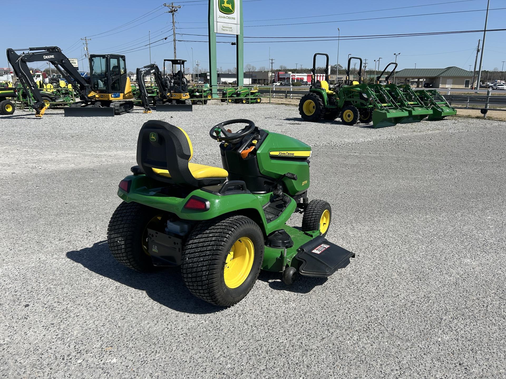 2023 John Deere X570 Image