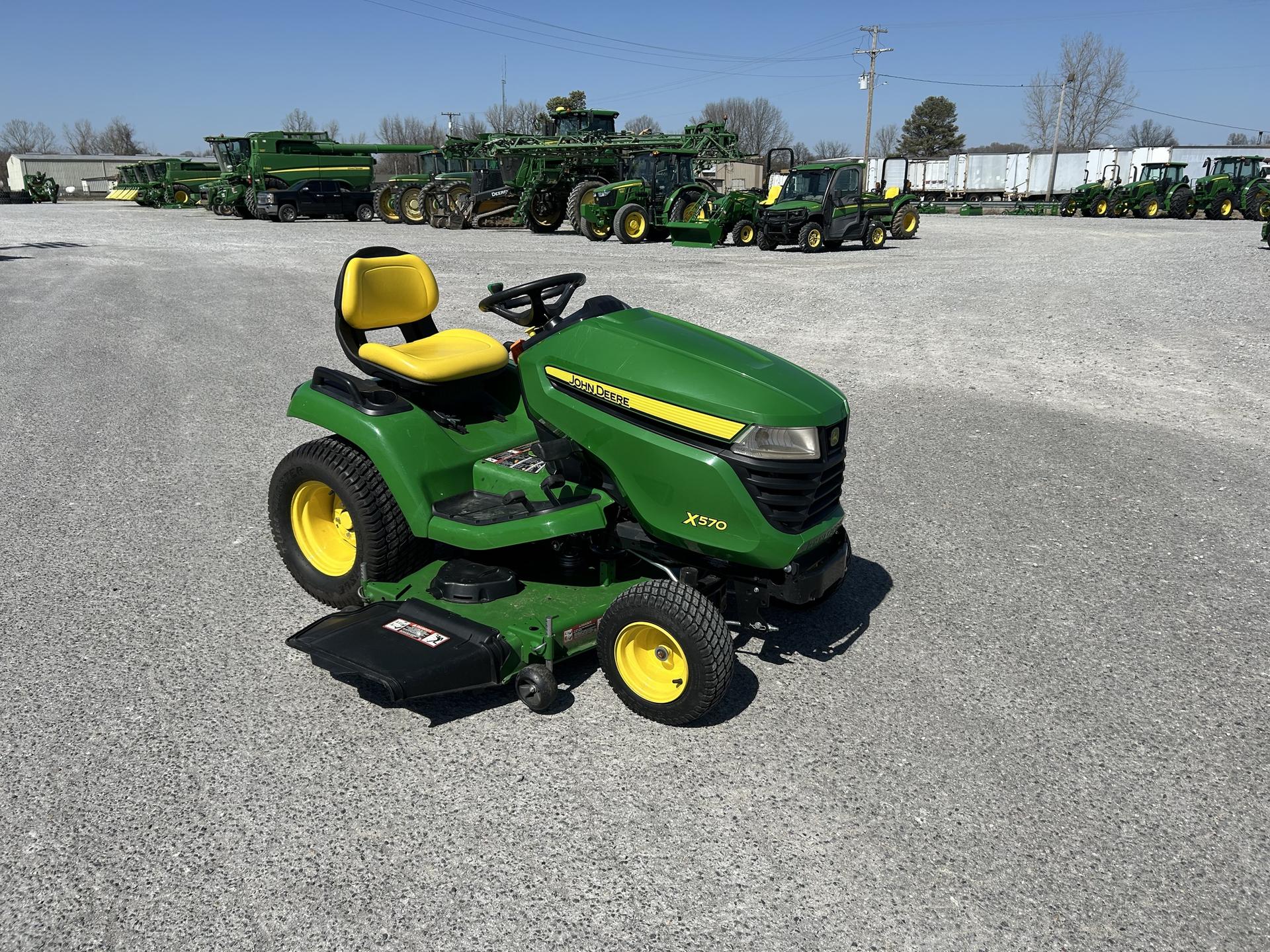2023 John Deere X570 Image
