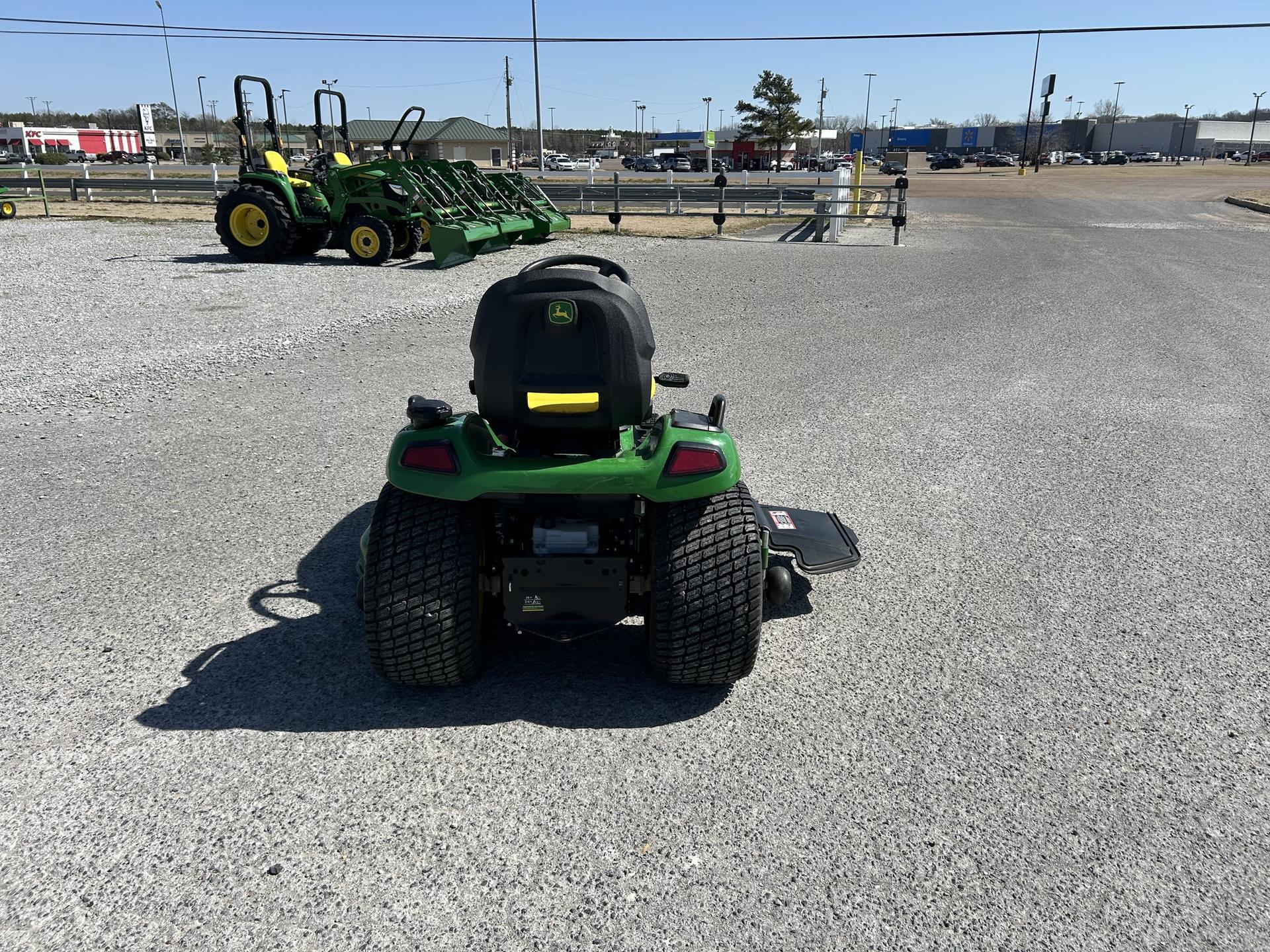 2023 John Deere X570 Image