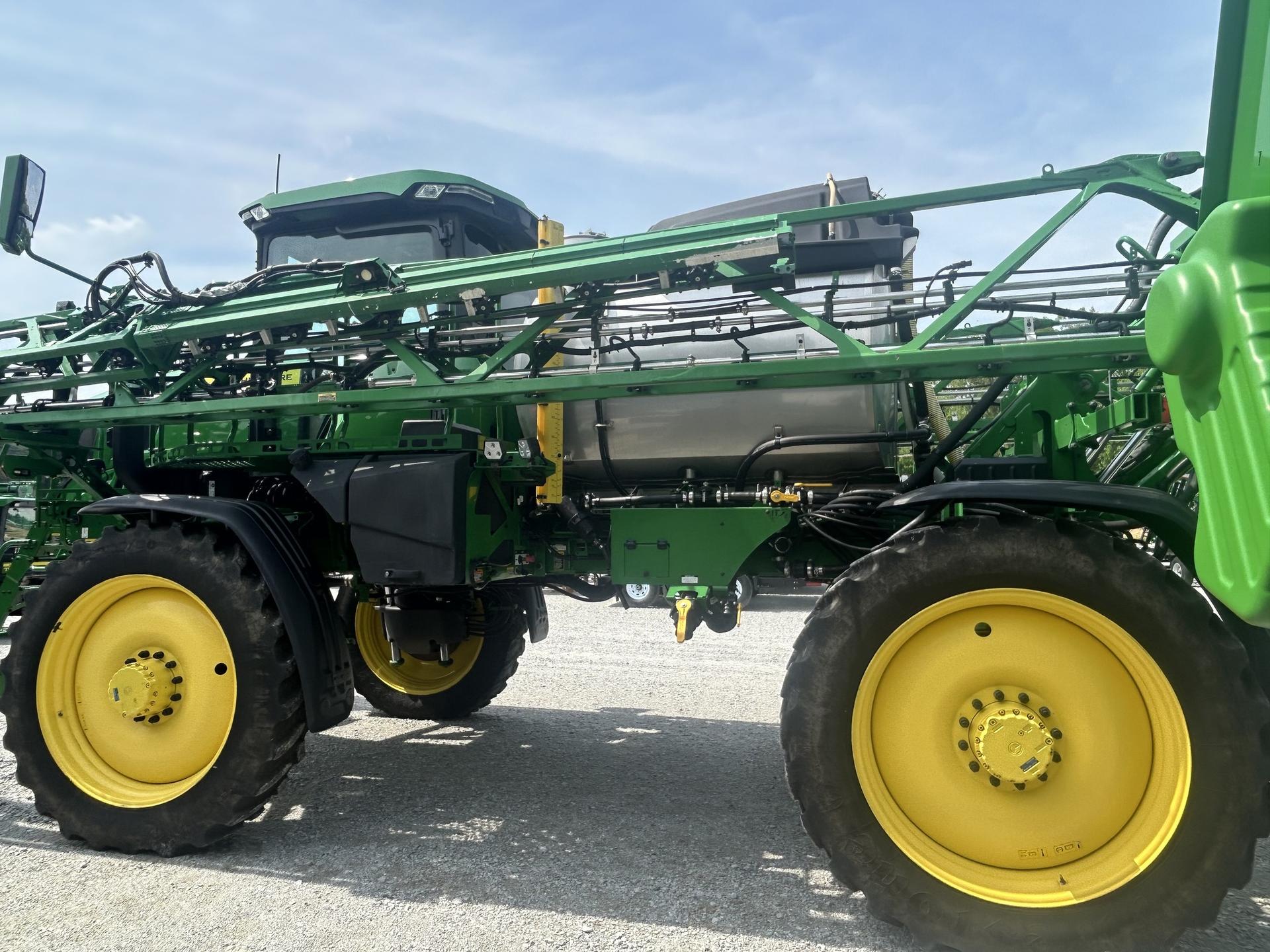 2023 John Deere 412R Image