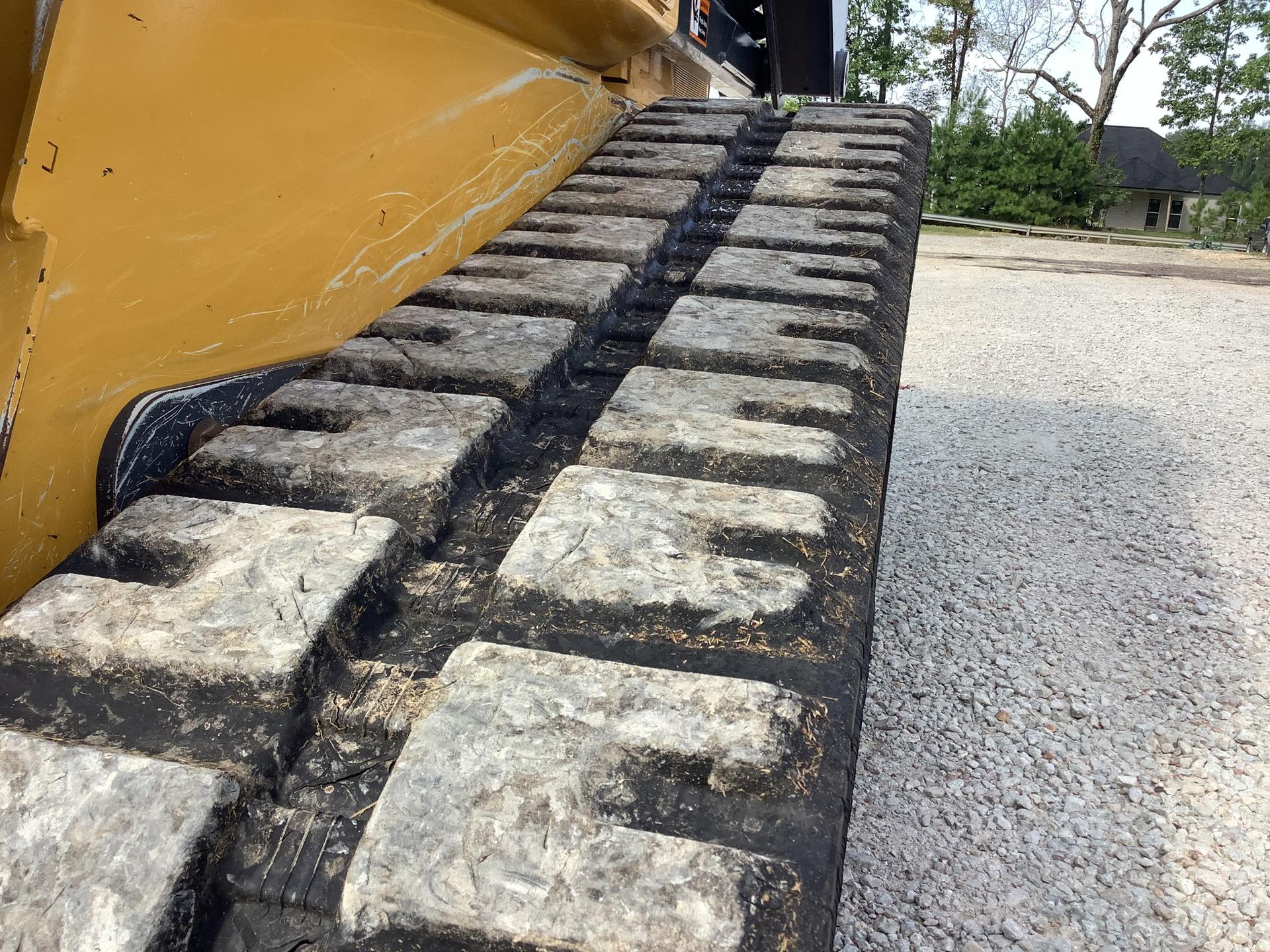 2022 John Deere 333G Image