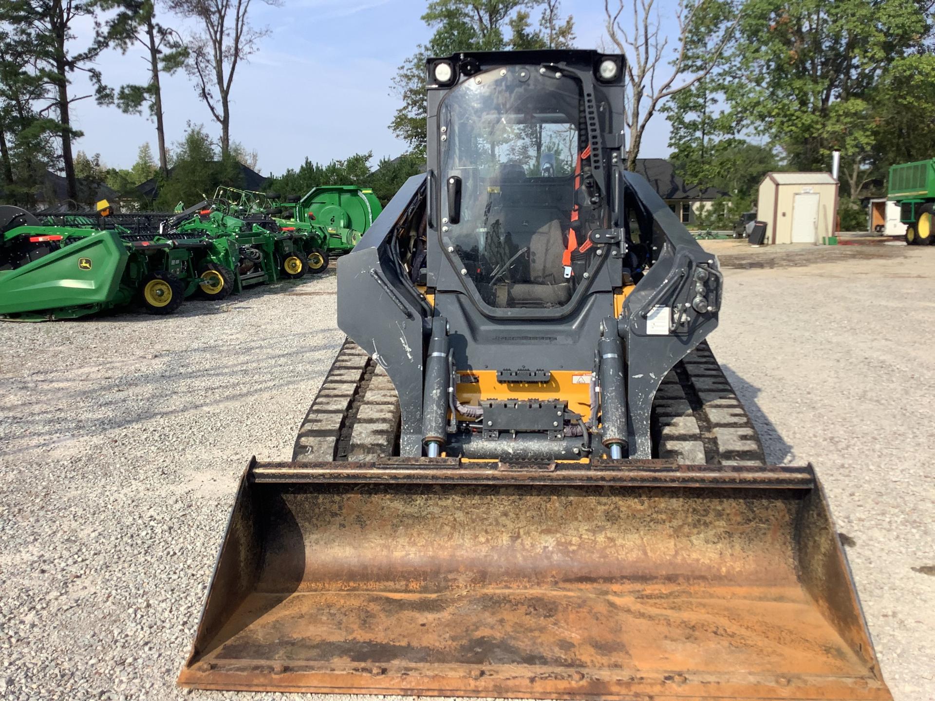 2022 John Deere 333G Image