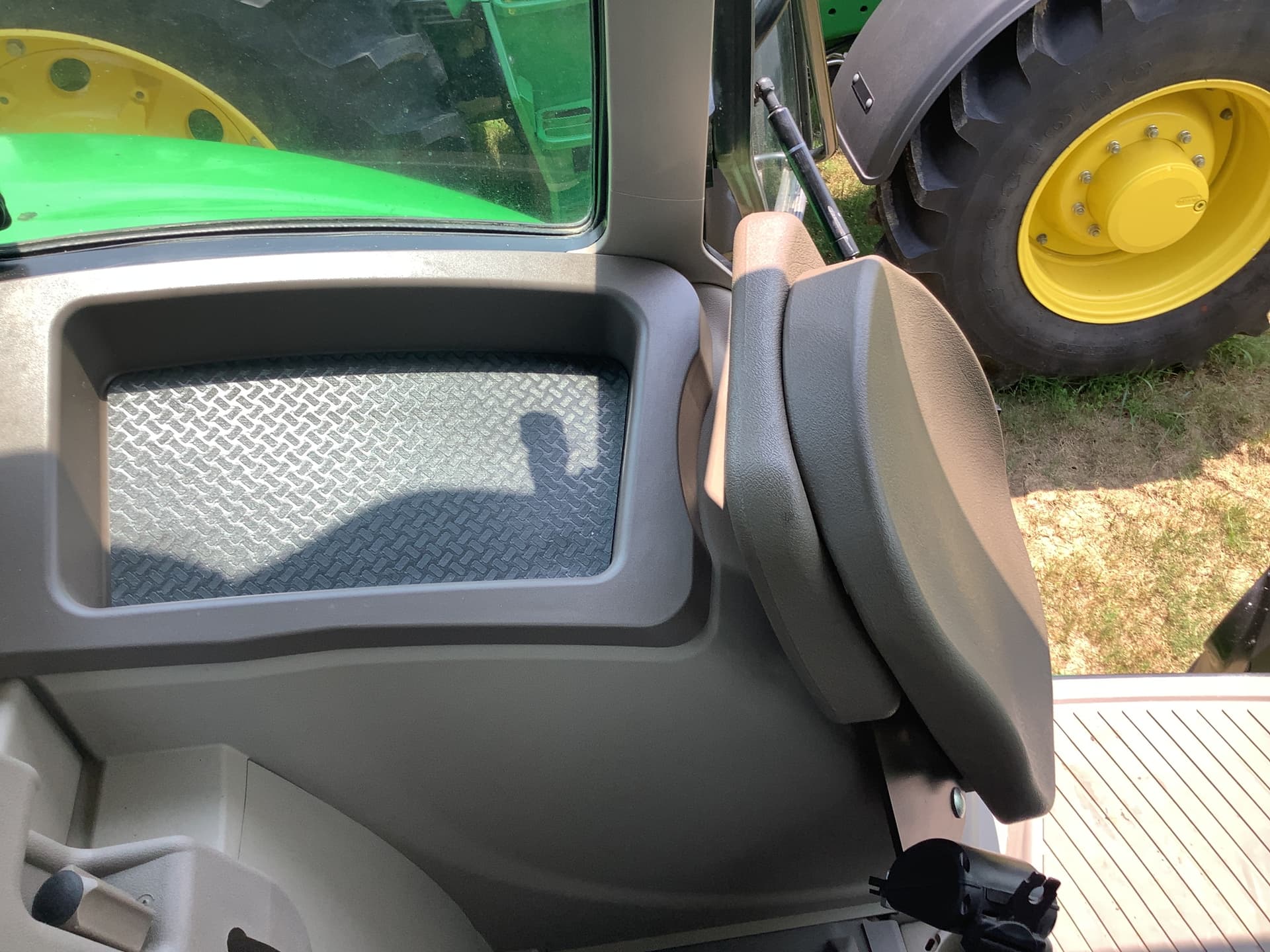 2024 John Deere 6155M Image