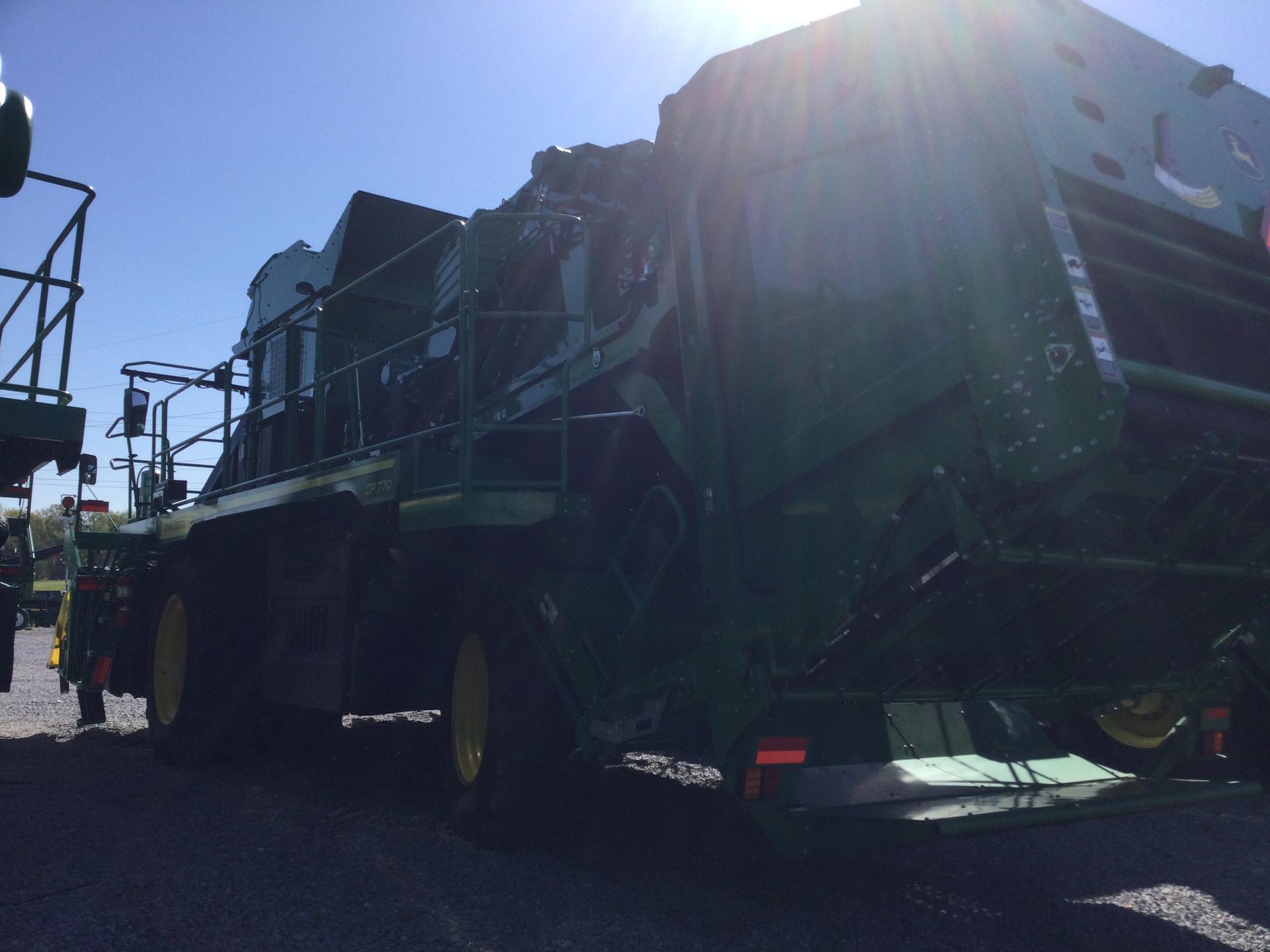 2022 John Deere CP770 Image
