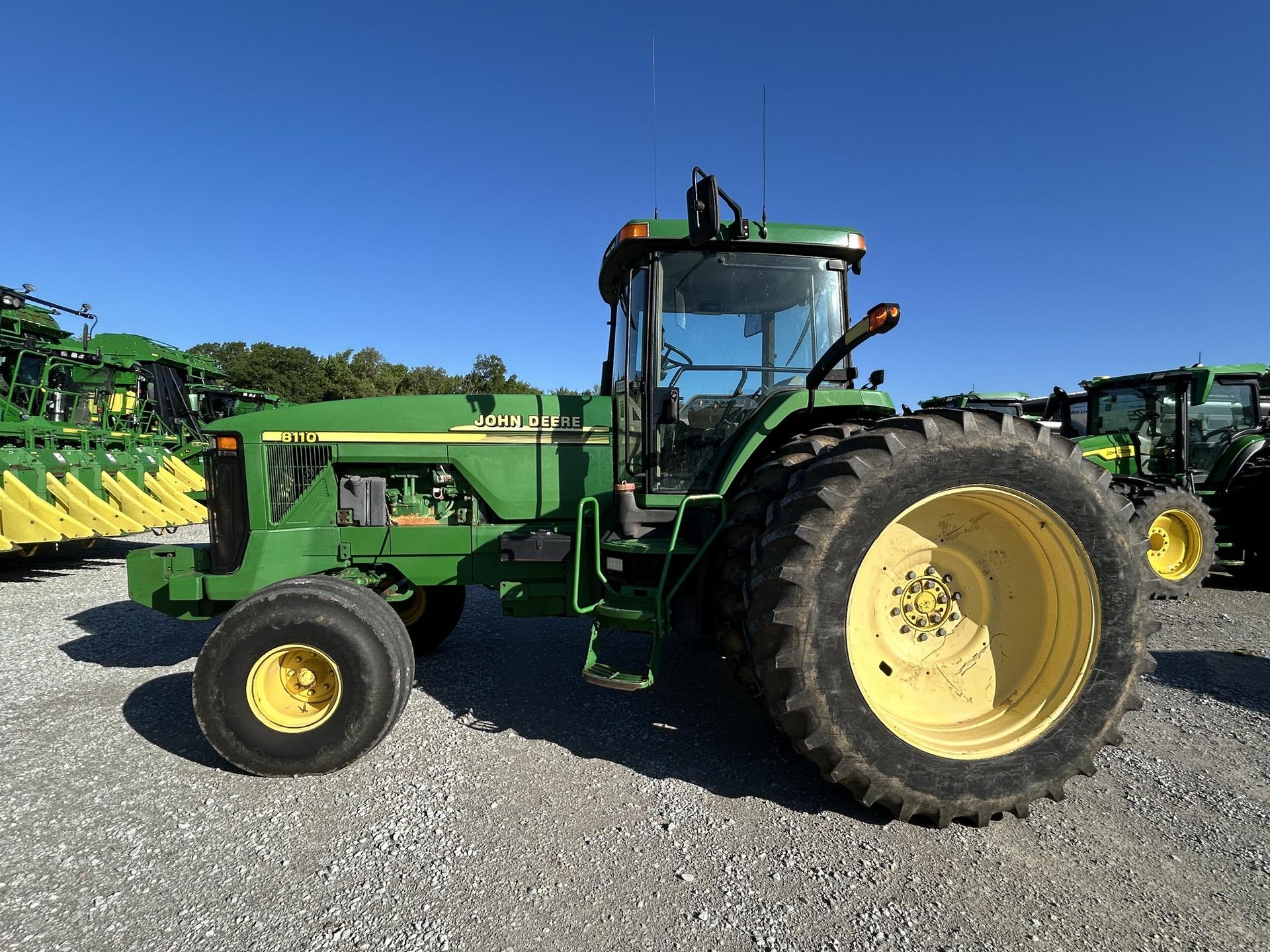 2001 John Deere 8110 Image