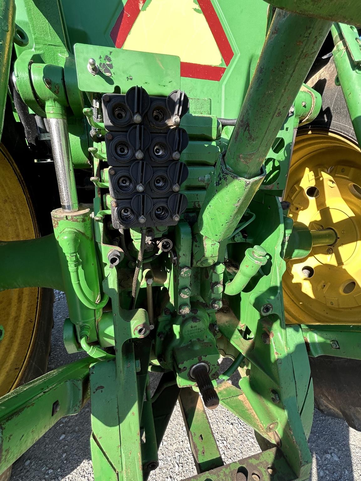 2001 John Deere 8110 Image
