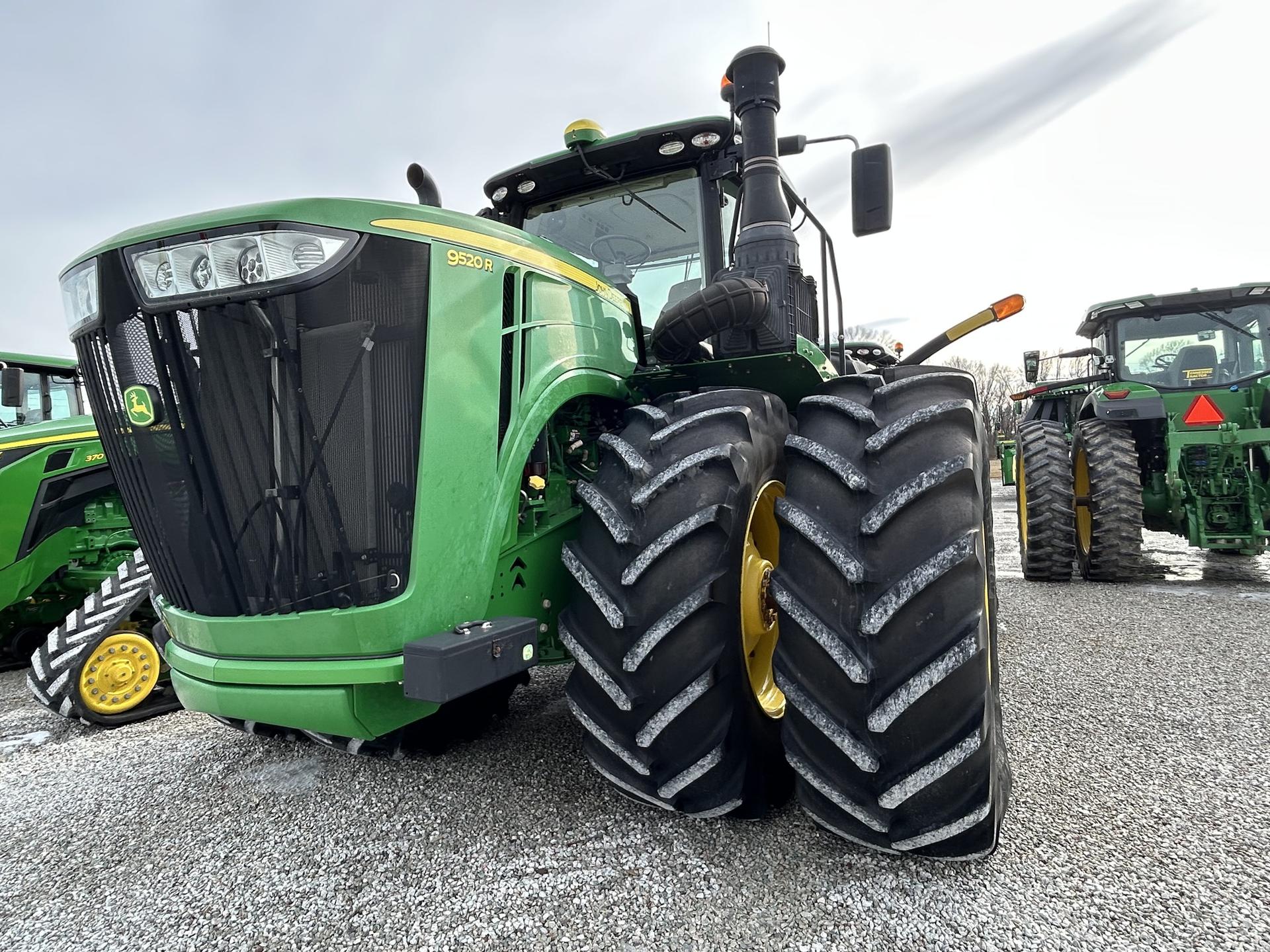 2017 John Deere 9520R Image