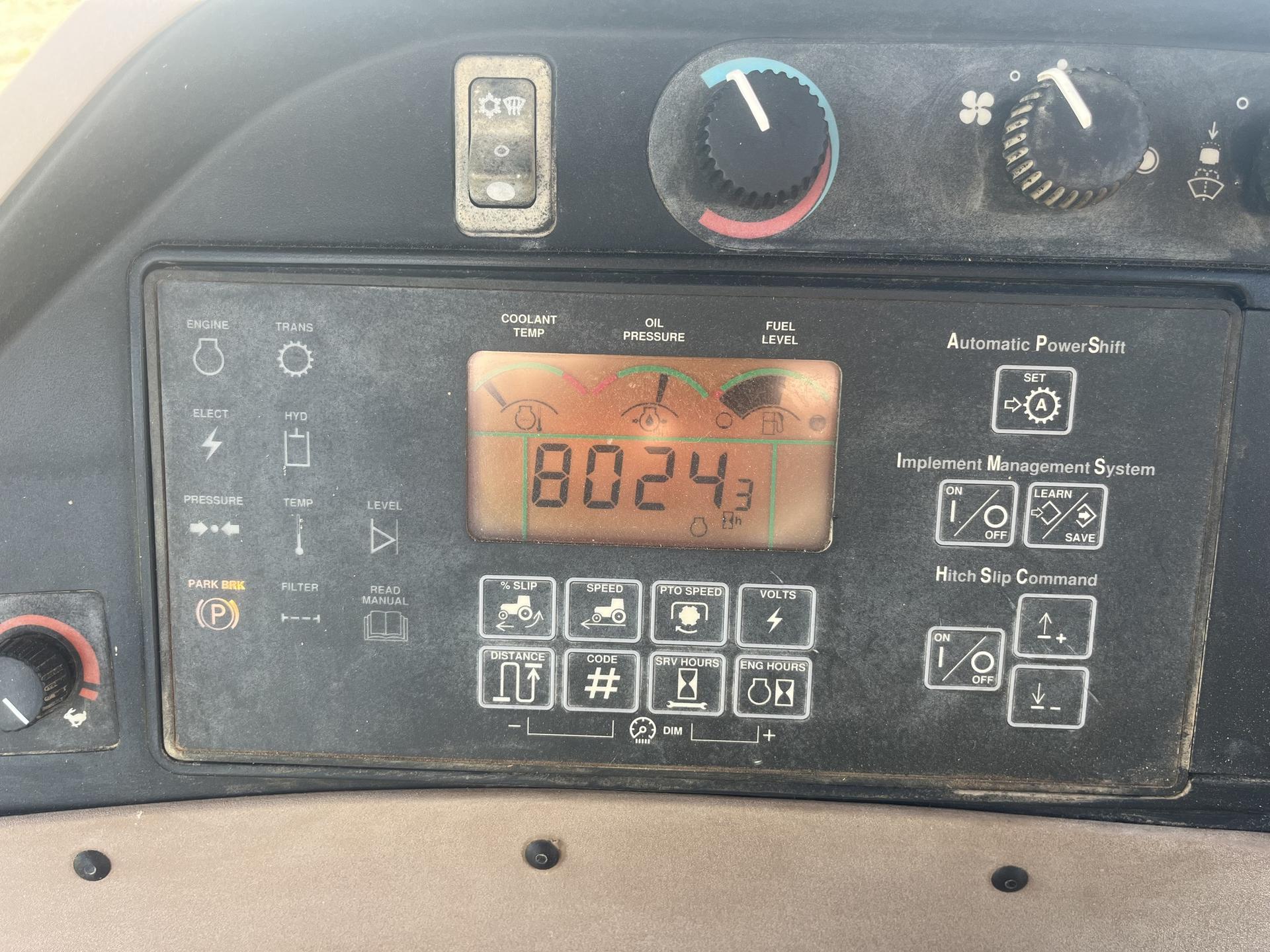 2004 John Deere 8420 Image