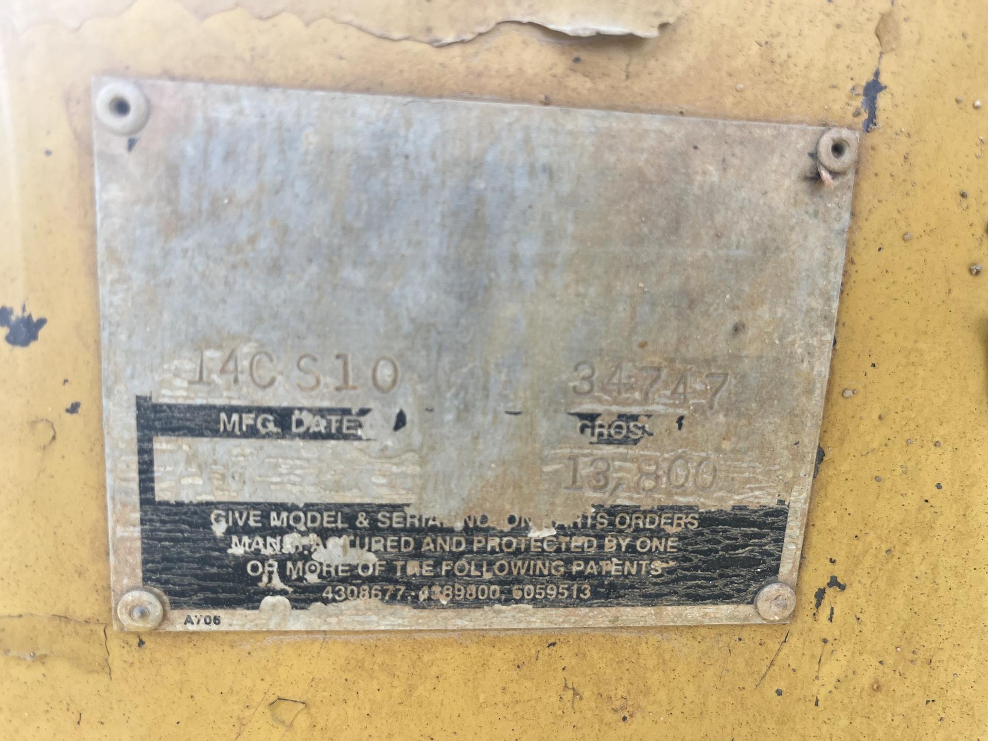 2004 John Deere 8420 Image