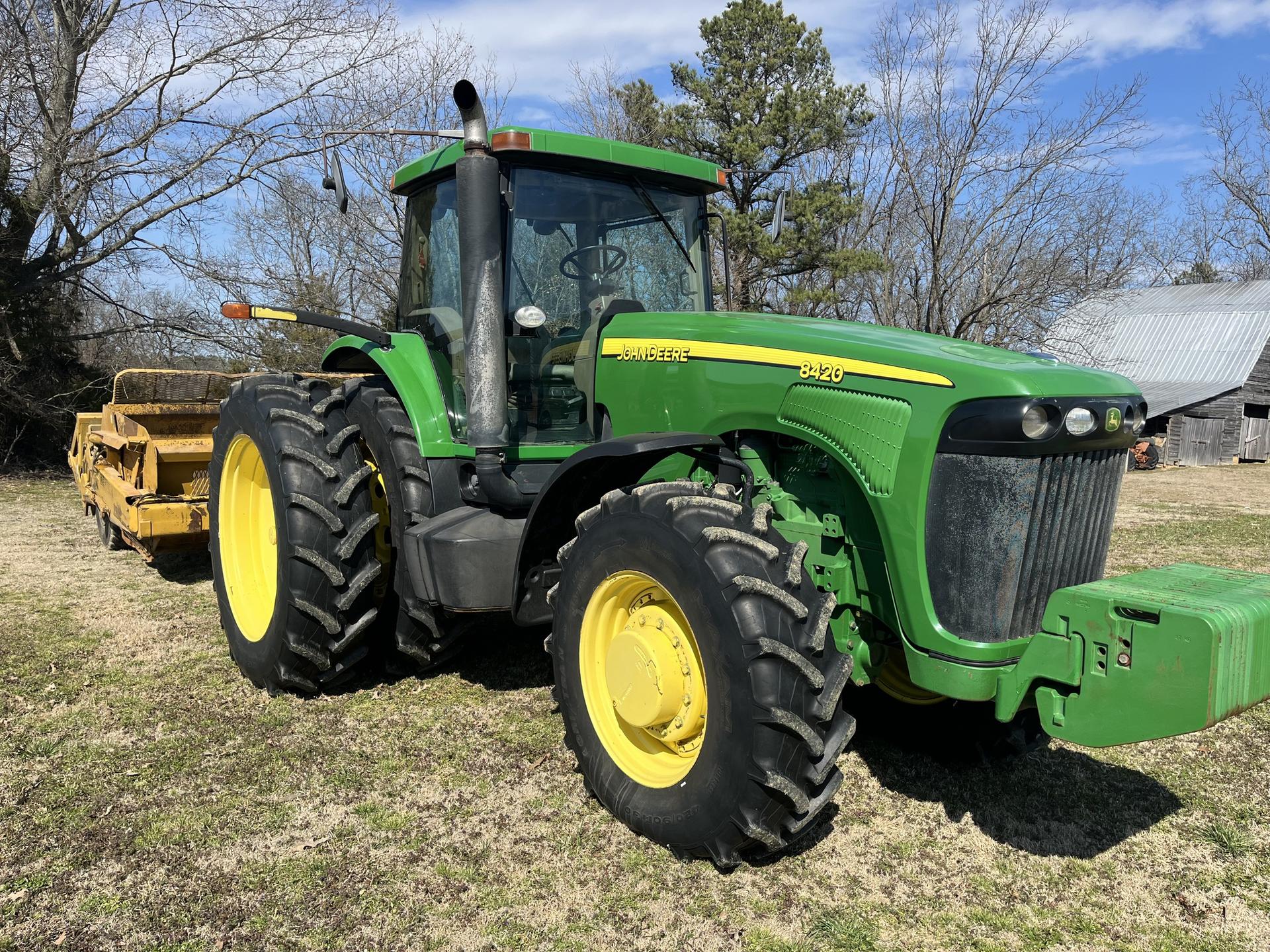 2004 John Deere 8420 Image